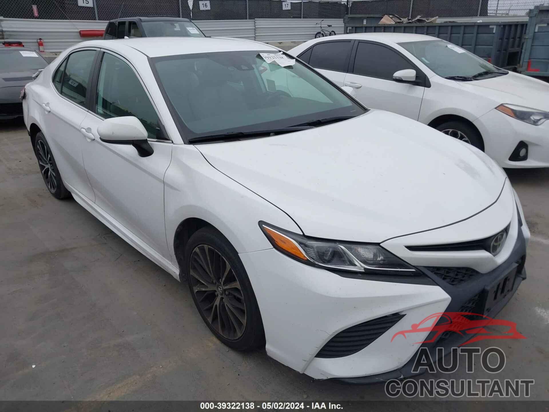 TOYOTA CAMRY 2019 - 4T1B11HK1KU828891