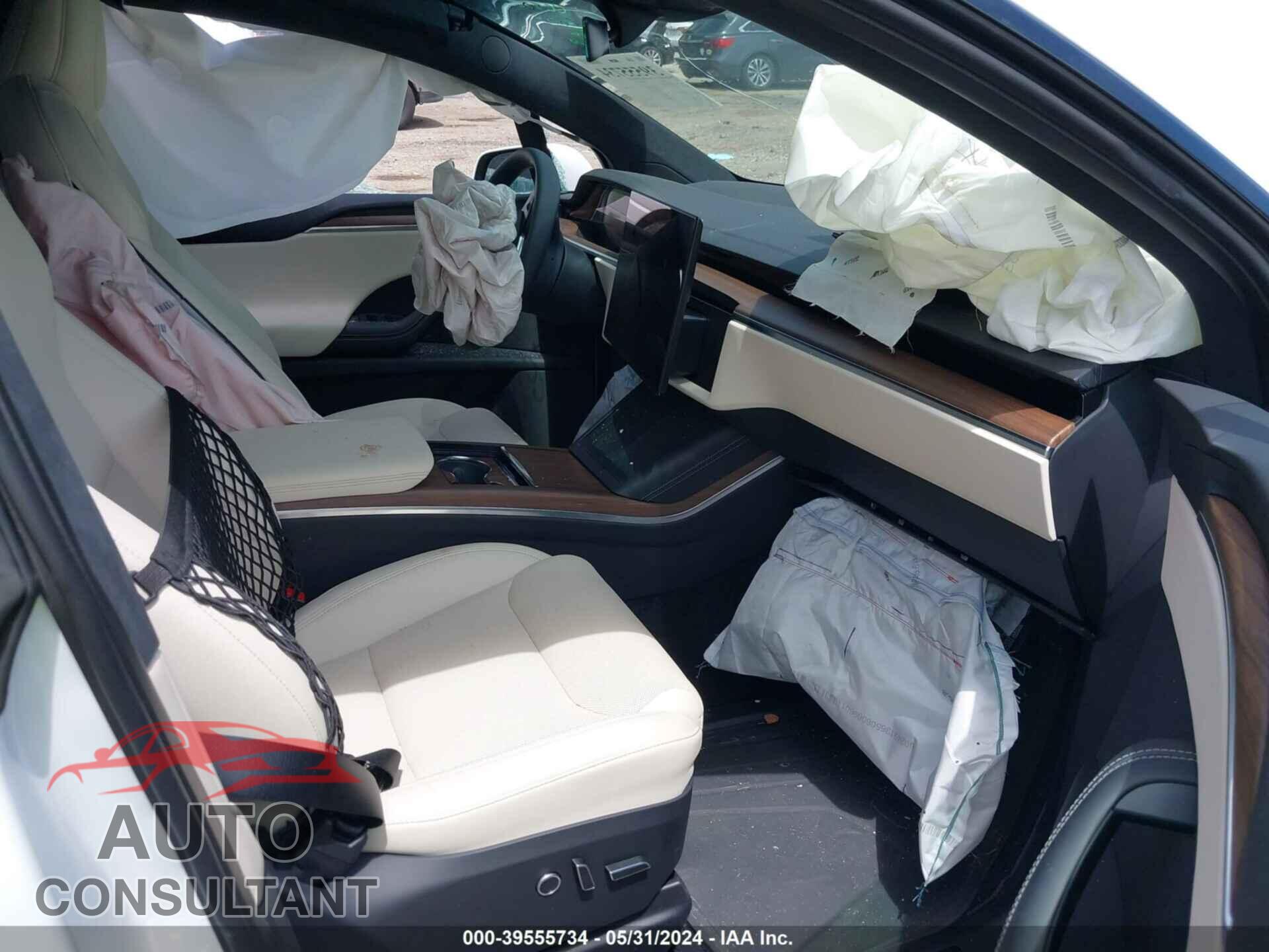 TESLA MODEL X 2023 - 7SAXCDE59PF413504