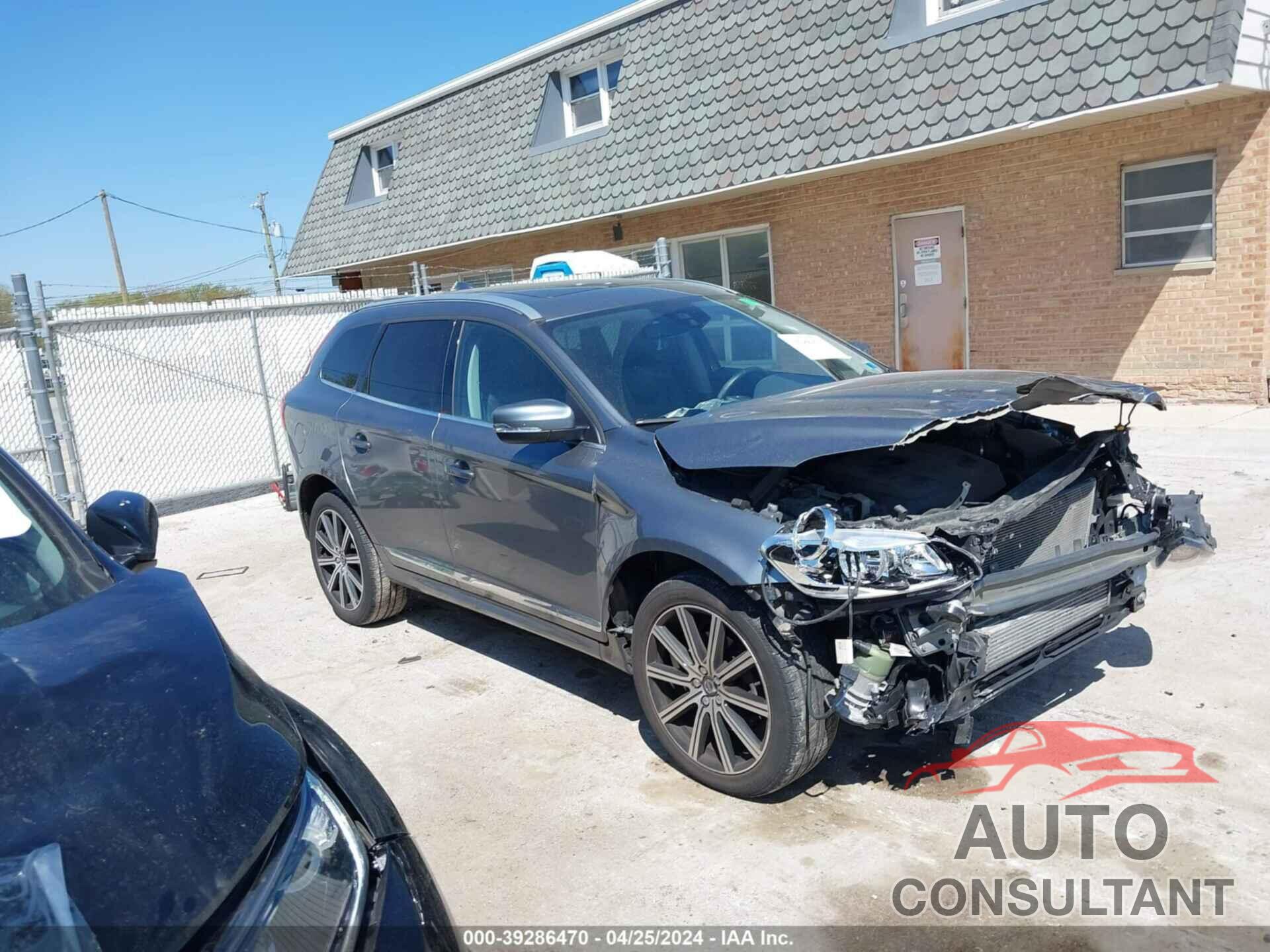 VOLVO XC60 2017 - YV449MRU0H2180906