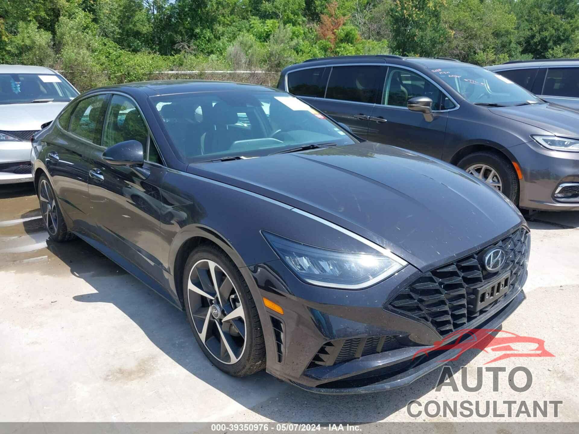 HYUNDAI SONATA 2023 - KMHL44J28PA278458