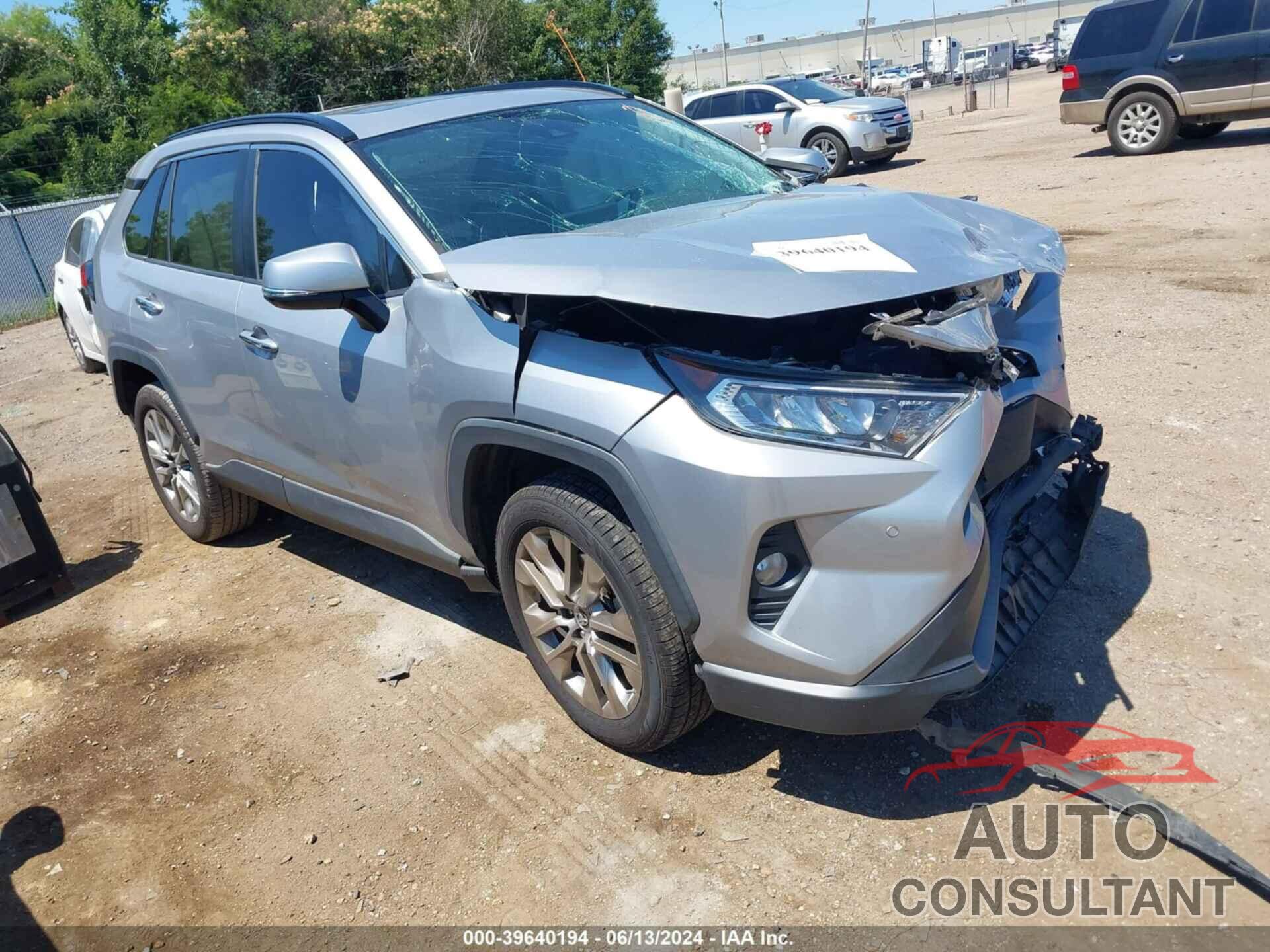 TOYOTA RAV4 2019 - 2T3Y1RFV0KW015555