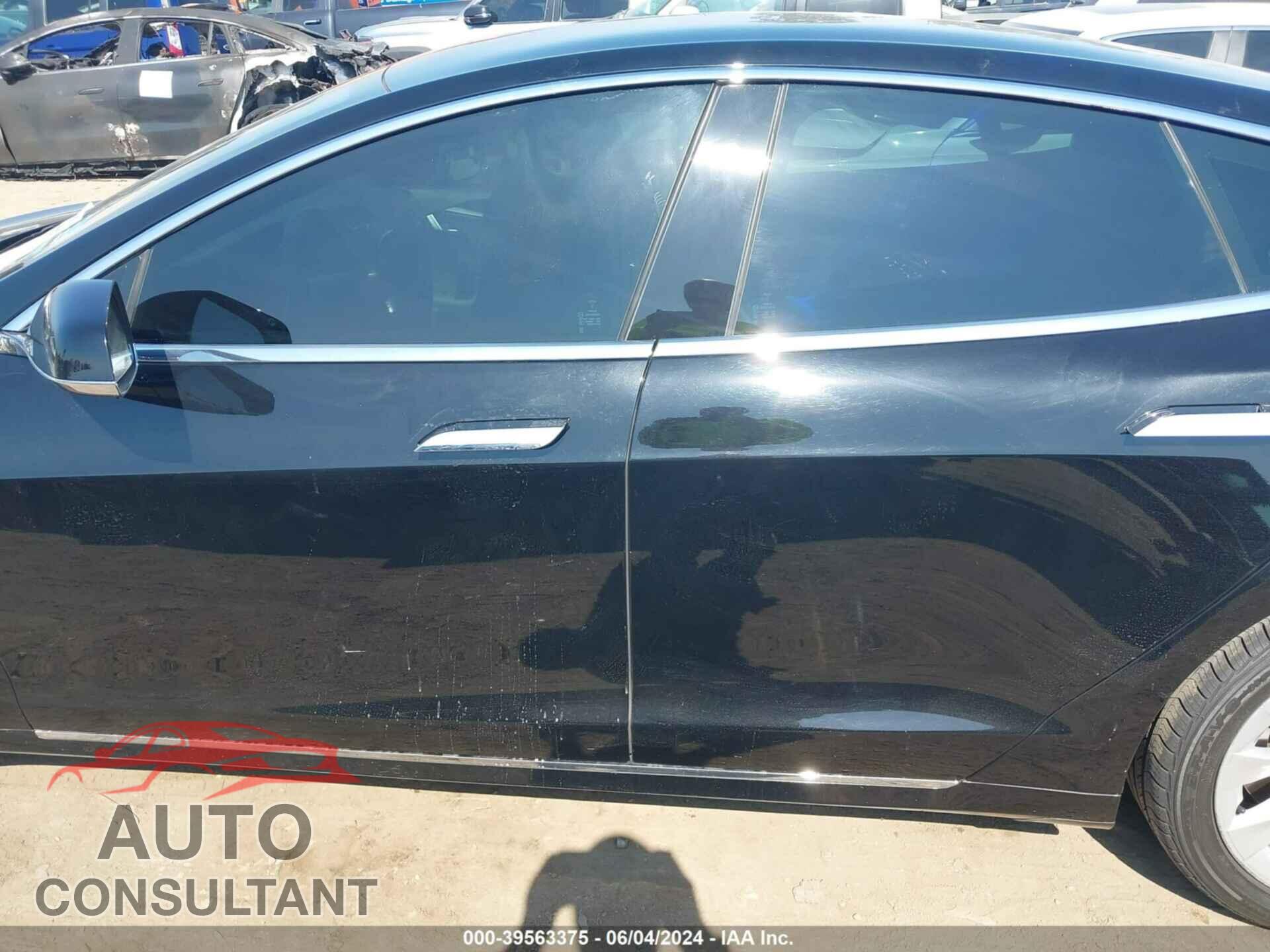 TESLA MODEL S 2018 - 5YJSA1E26JF293685