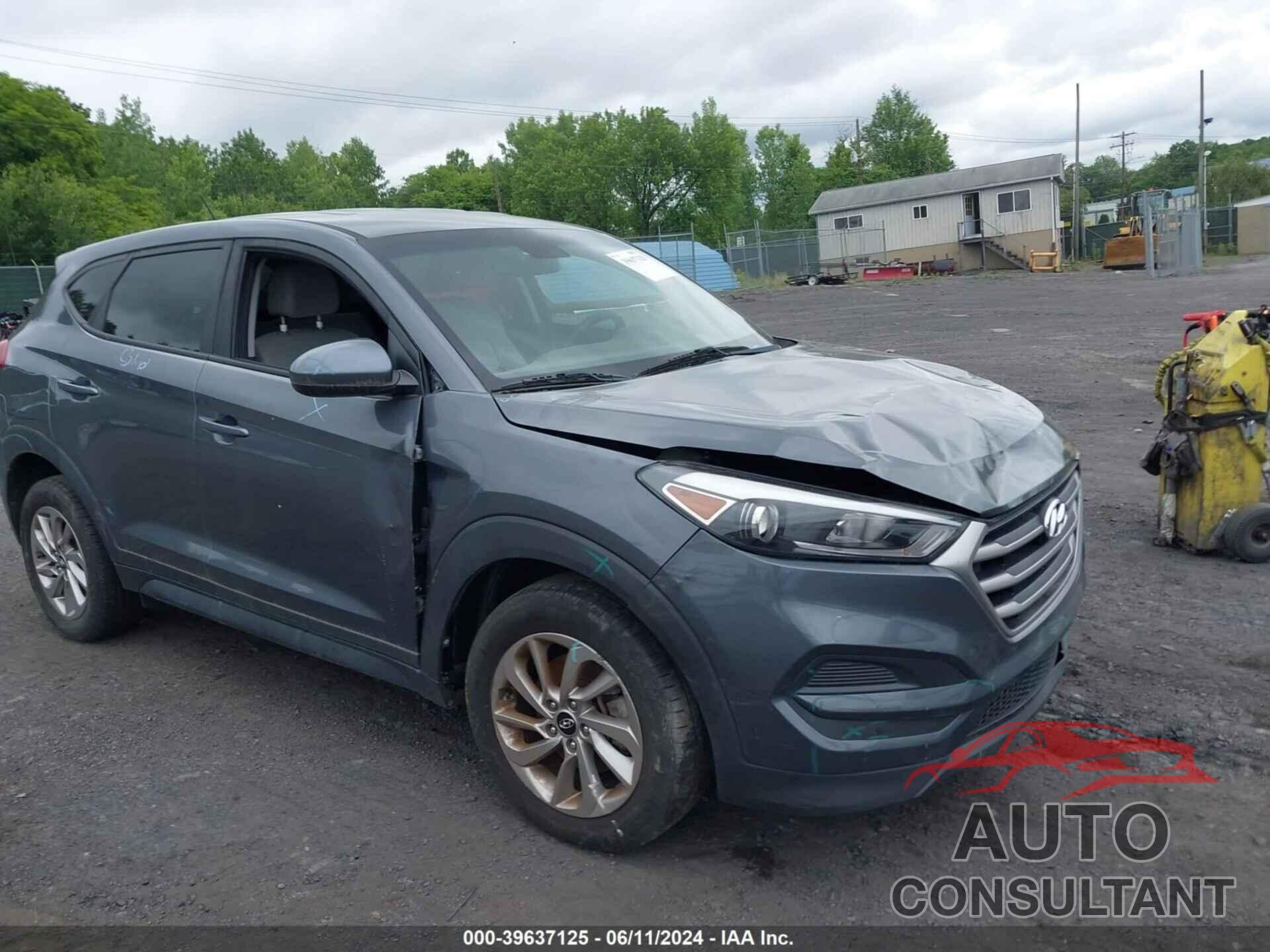 HYUNDAI TUCSON 2018 - KM8J2CA48JU681399