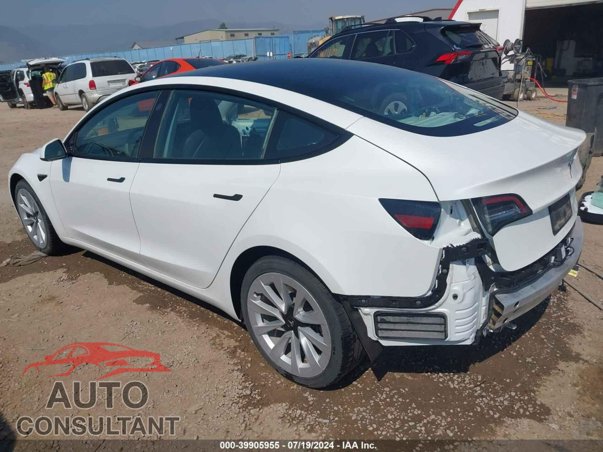 TESLA MODEL 3 2021 - 5YJ3E1EAXMF028143