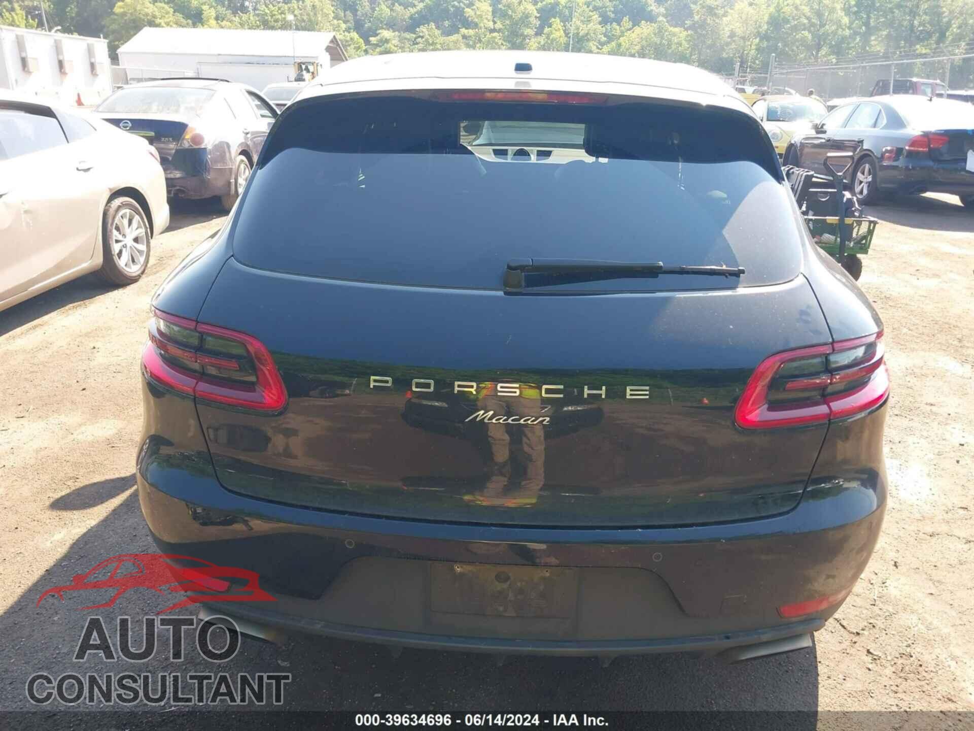 PORSCHE MACAN 2017 - WP1AA2A58HLB06177