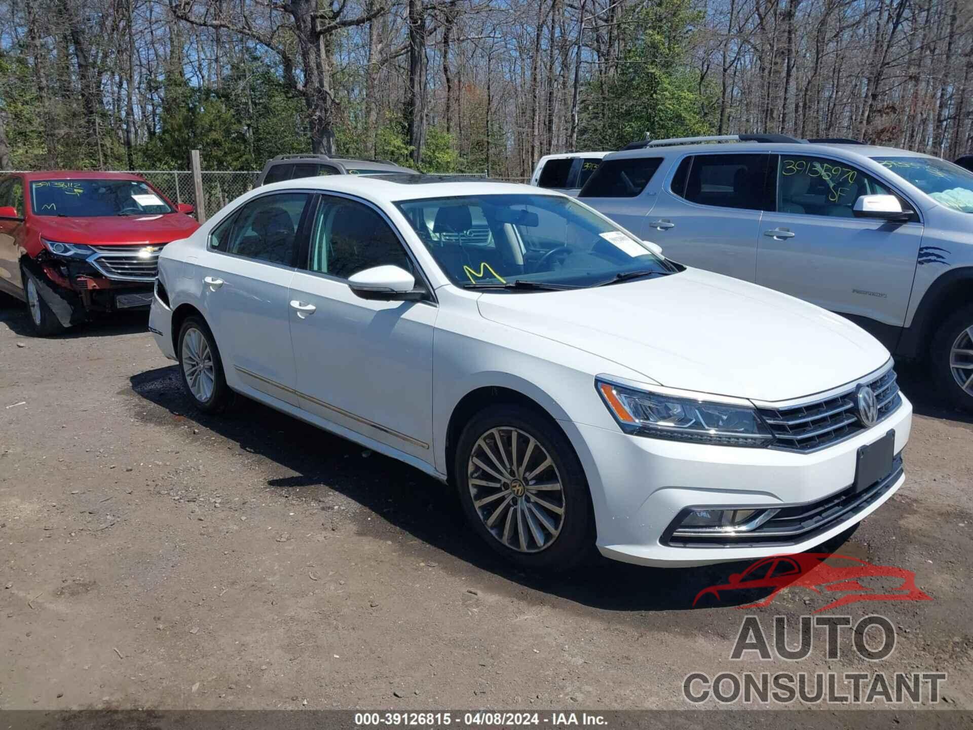 VOLKSWAGEN PASSAT 2017 - 1VWBT7A37HC030542