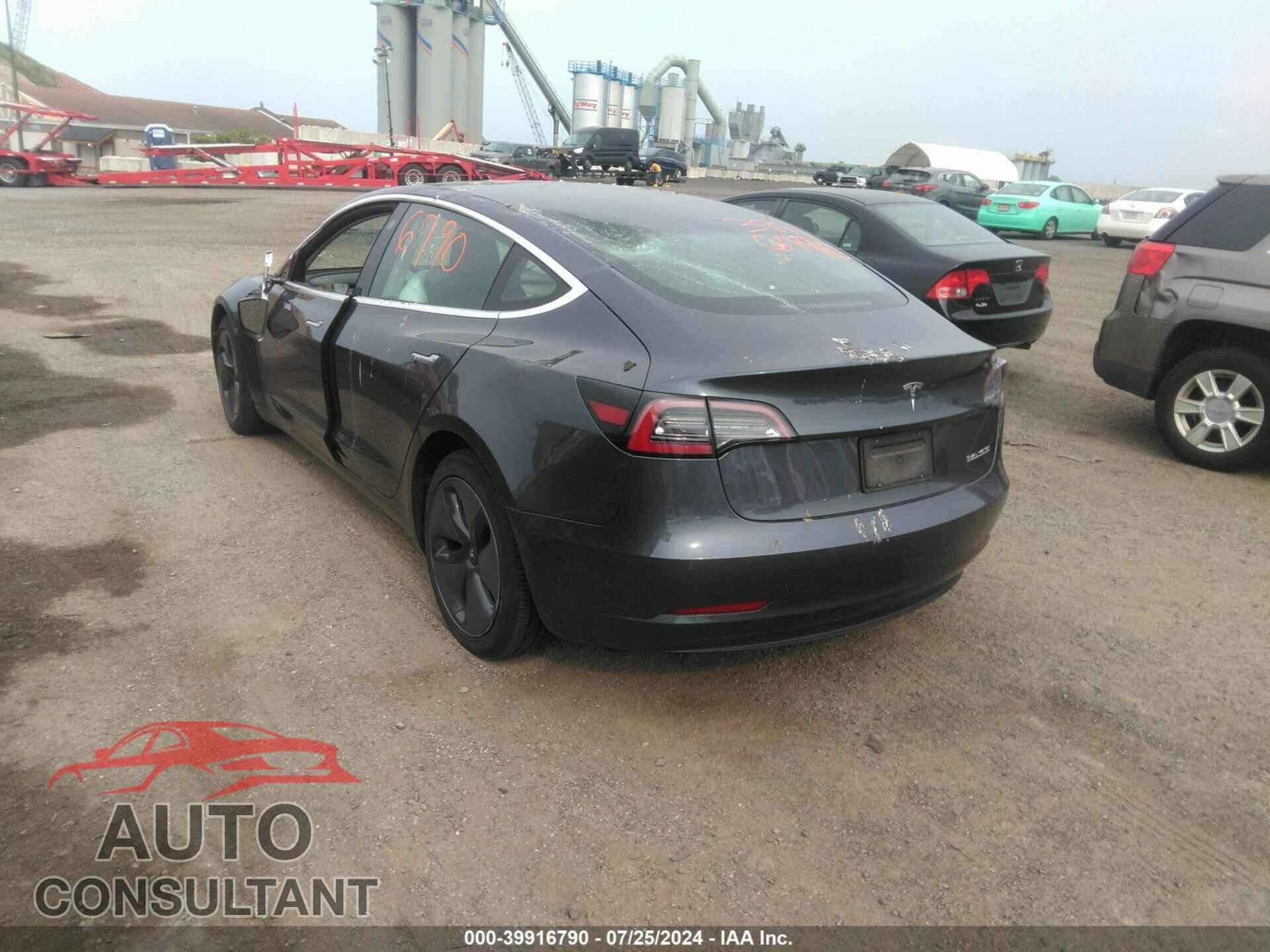 TESLA MODEL 3 2020 - 5YJ3E1EC0LF586325