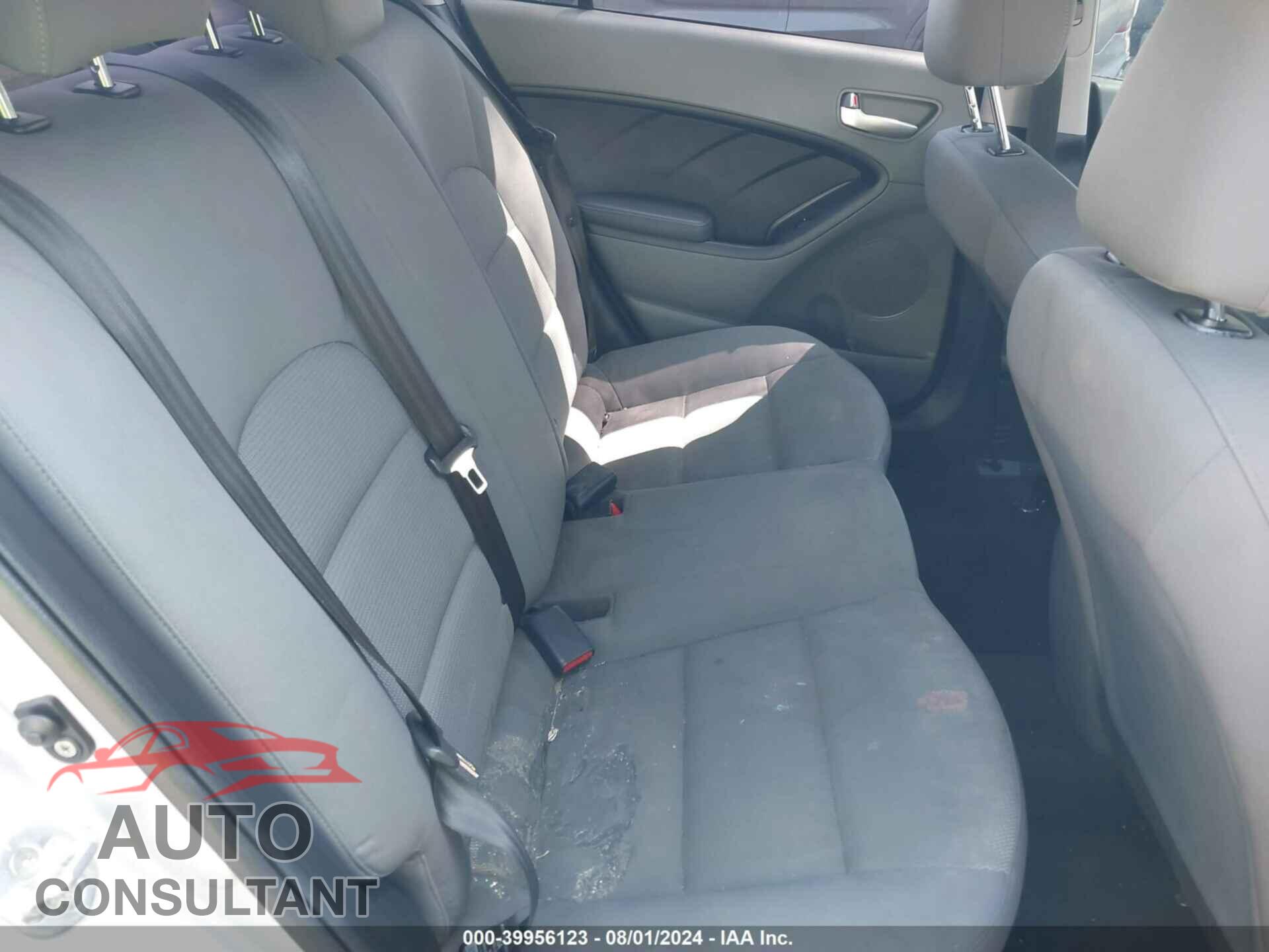 KIA FORTE 2017 - 3KPFK4A74HE079005
