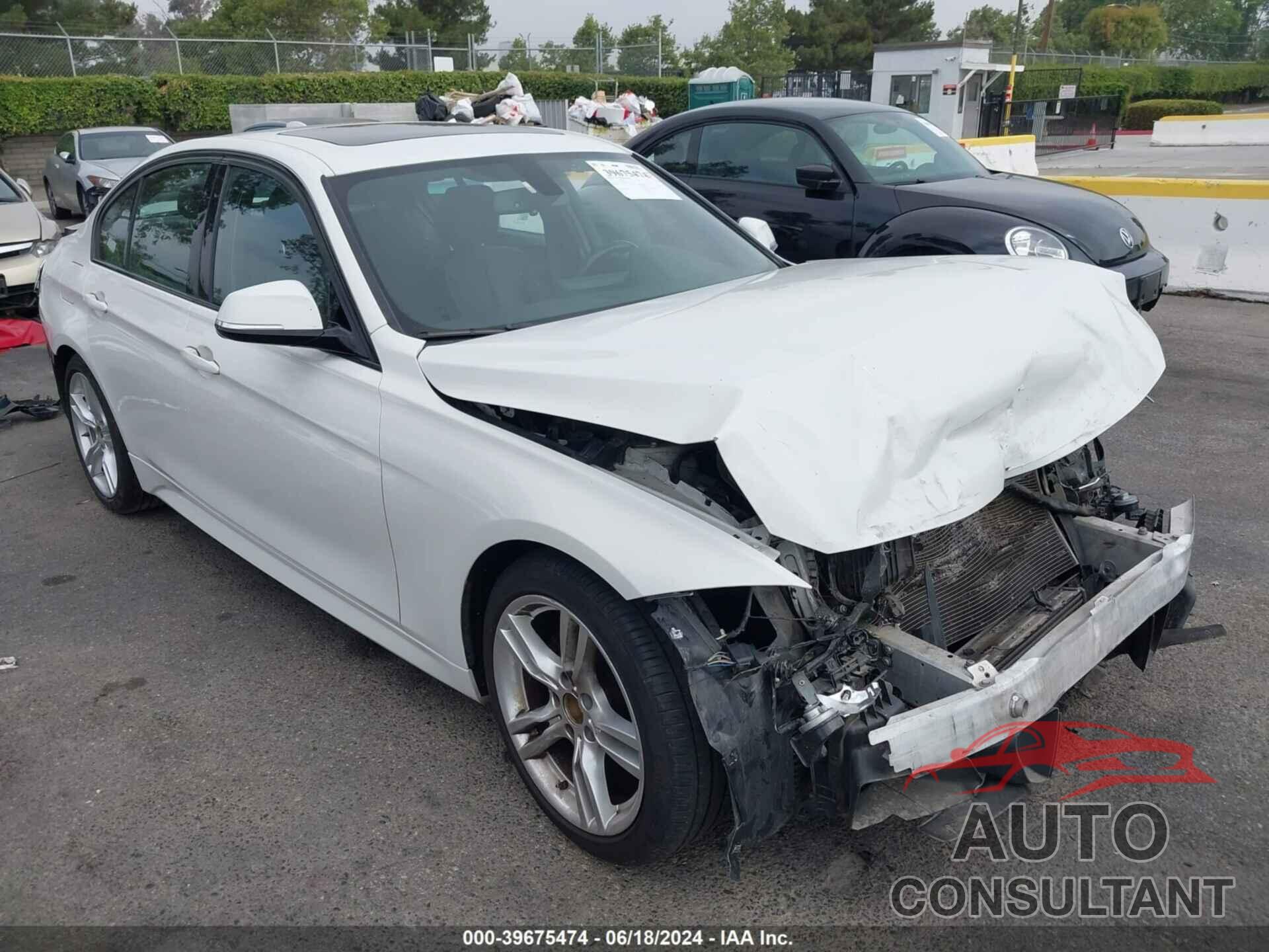 BMW 328I 2013 - WBA3C1C5XDF435464