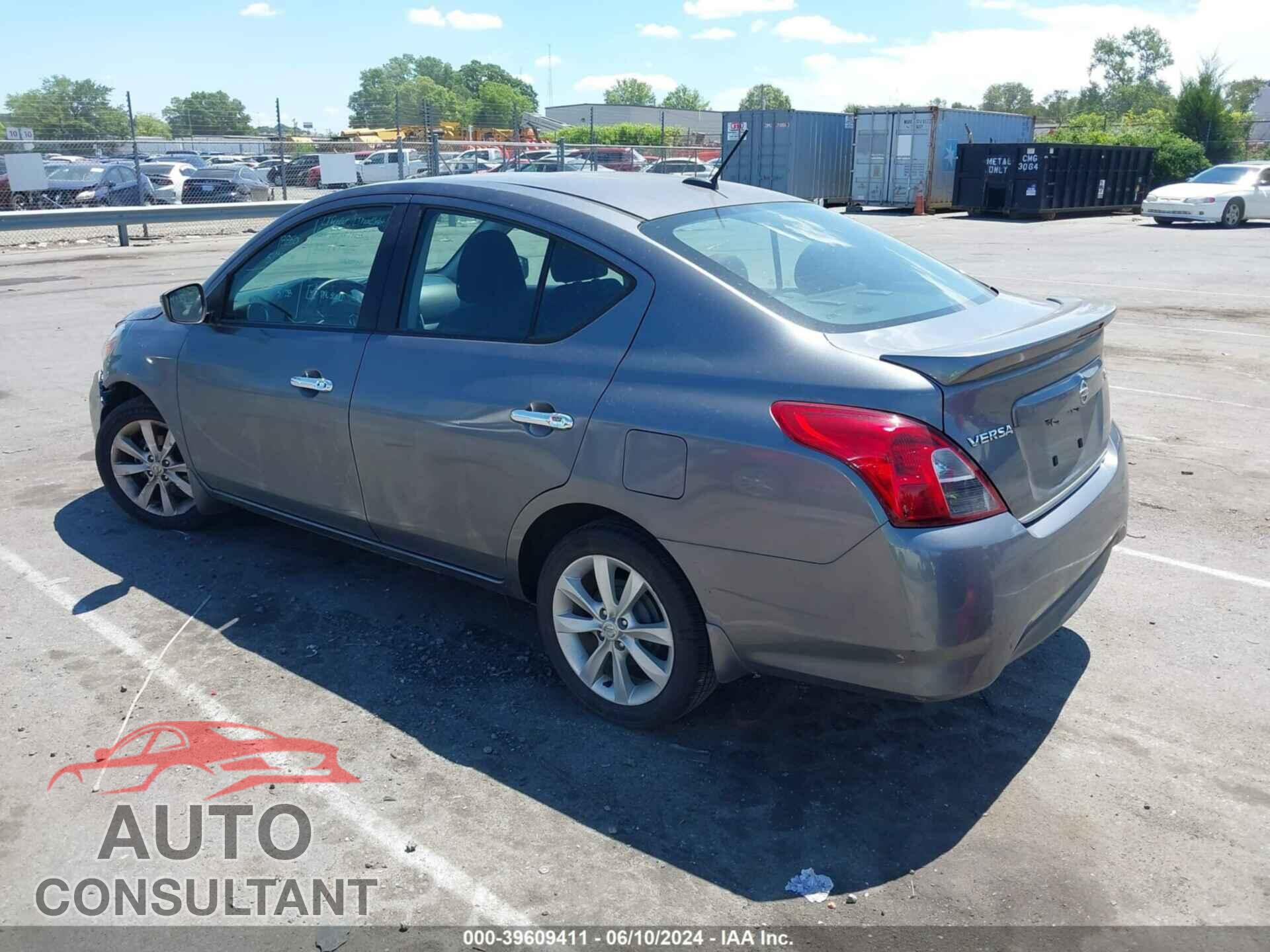 NISSAN VERSA 2017 - 3N1CN7AP3HL857160