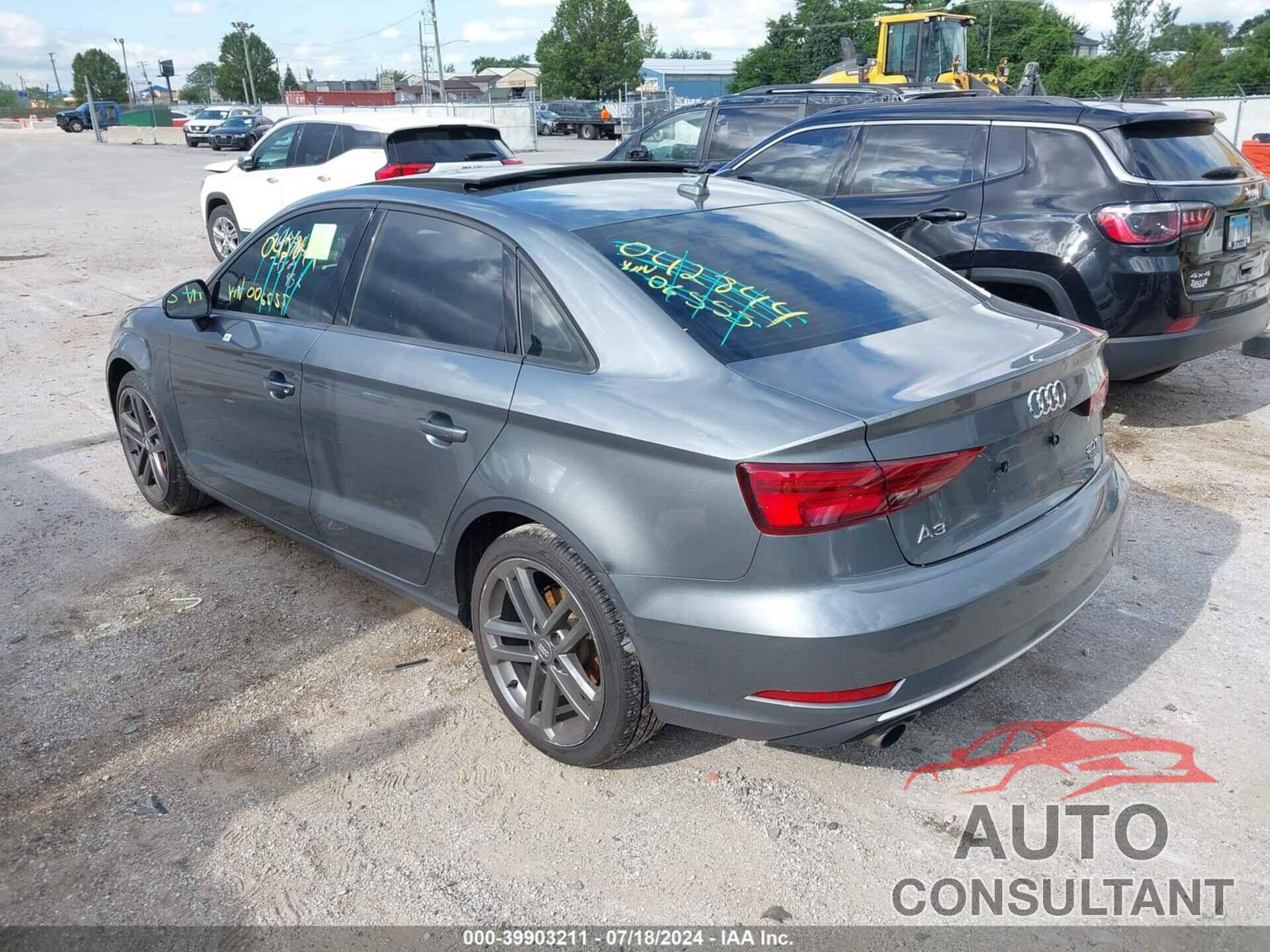 AUDI A3 2017 - WAUB8GFF6H1006555