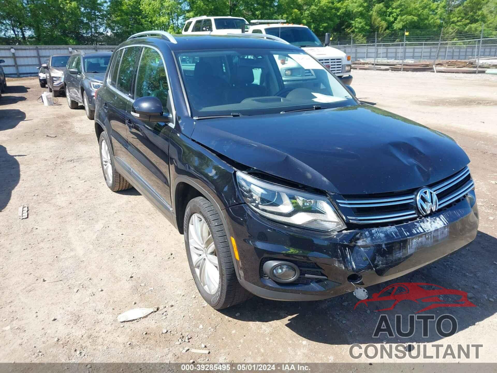 VOLKSWAGEN TIGUAN 2016 - WVGAV7AXXGW522891