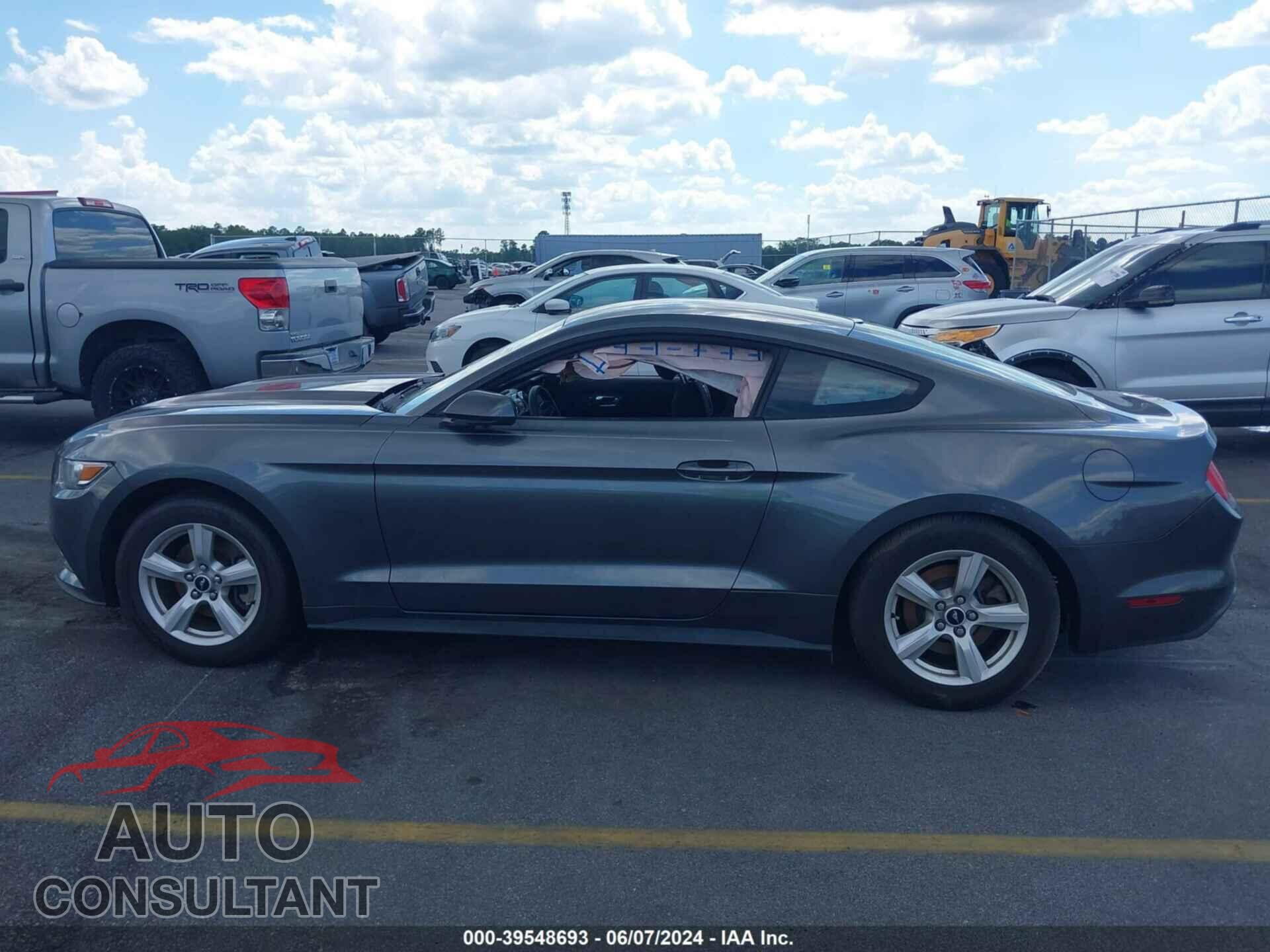 FORD MUSTANG 2017 - 1FA6P8AM1H5289044