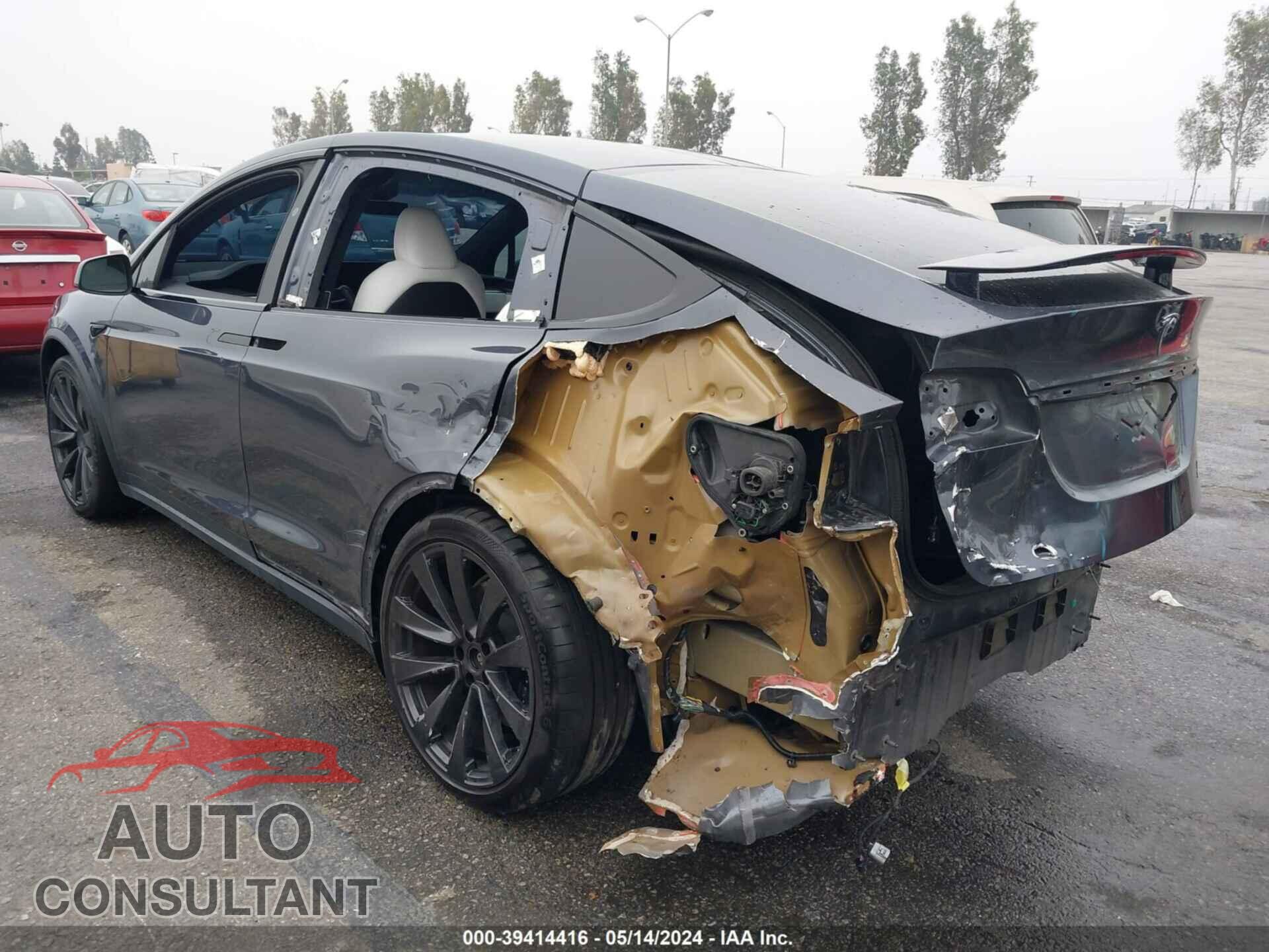 TESLA MODEL X 2023 - 7SAXCBE68PF373378