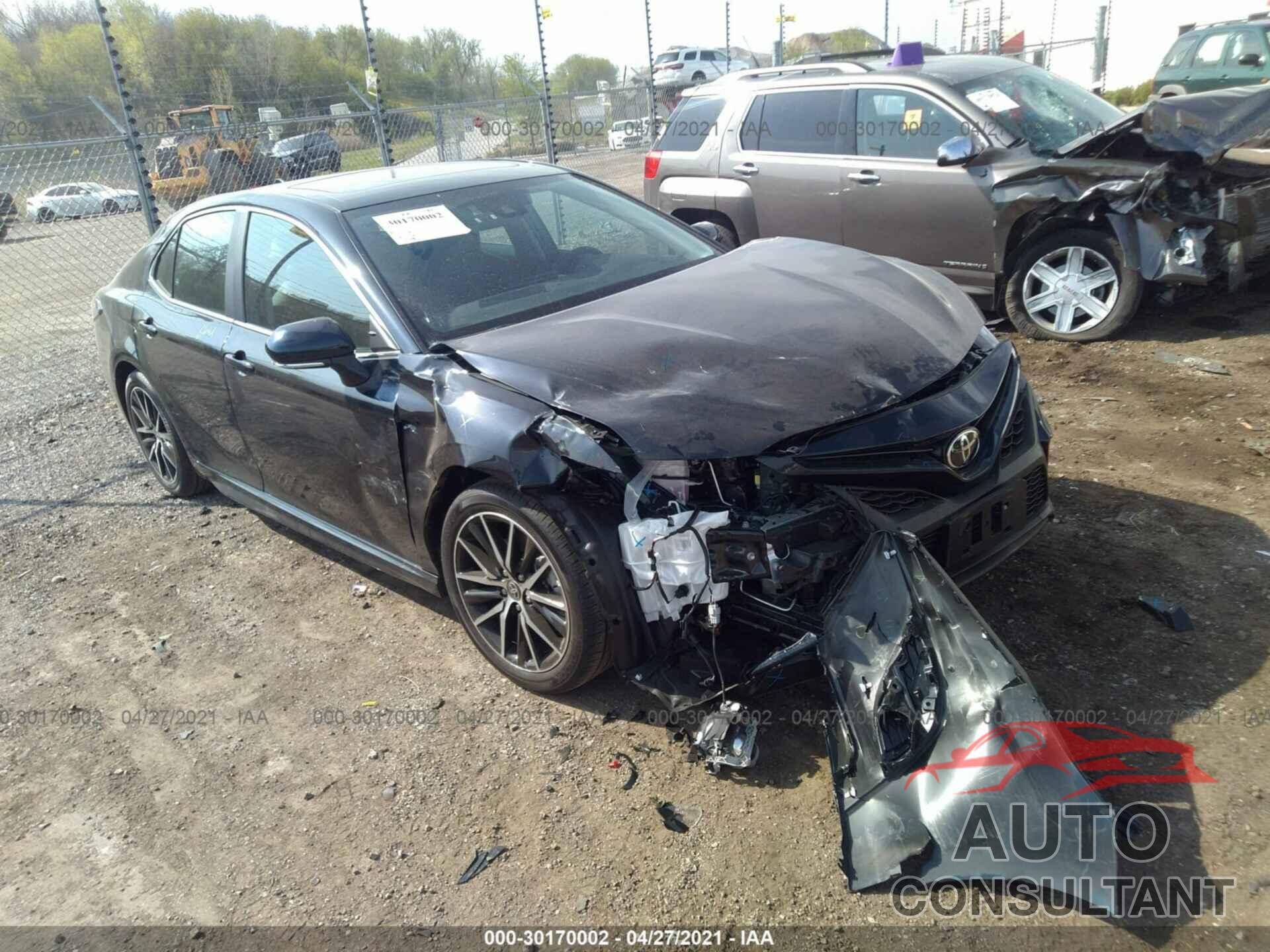 TOYOTA CAMRY 2021 - 4T1G11BK1MU028495