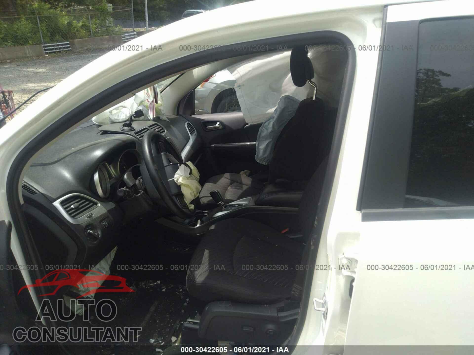 DODGE JOURNEY 2017 - 3C4PDCBG4HT532106