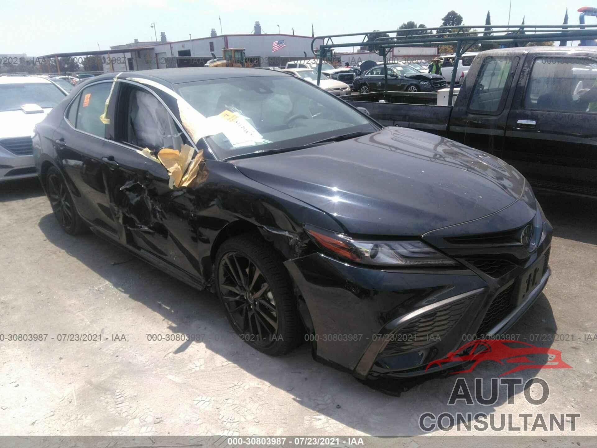 TOYOTA CAMRY 2021 - 4T1K61AKXMU474402