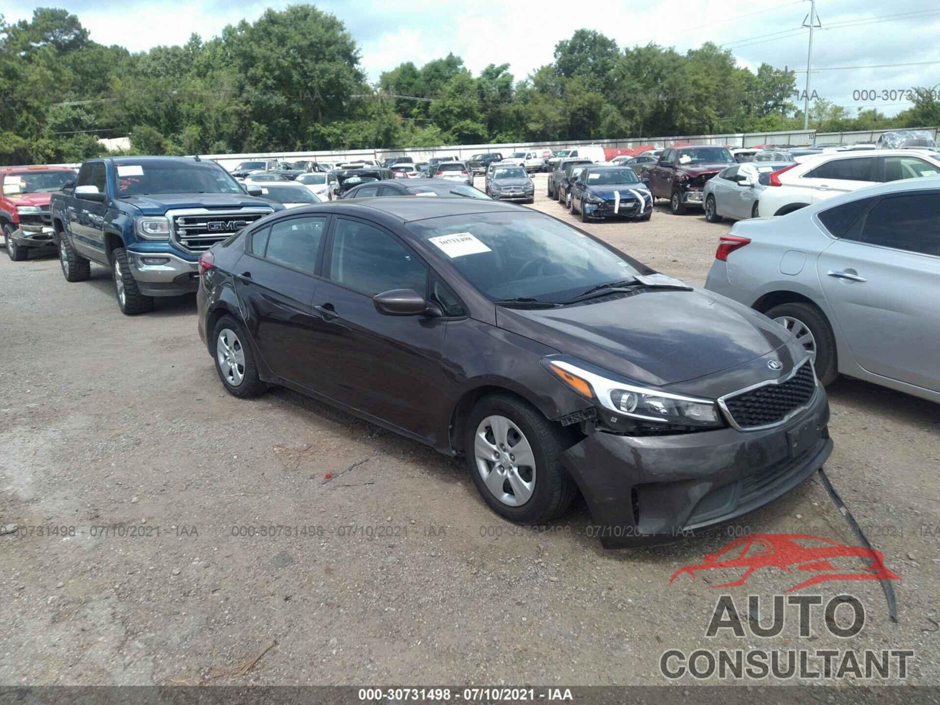 KIA FORTE 2017 - 3KPFL4A79HE028077