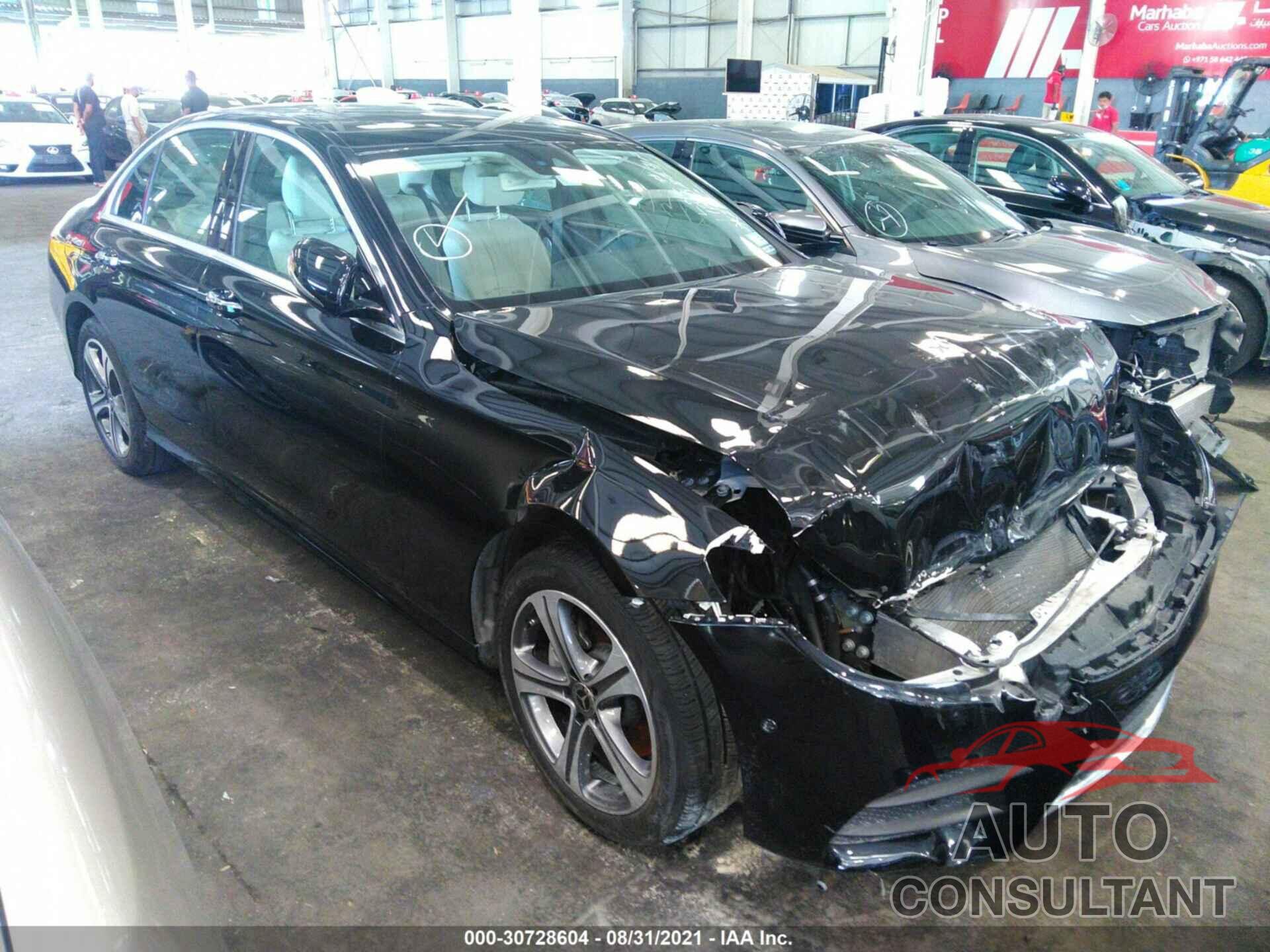 MERCEDES-BENZ E-CLASS 2018 - 000ZF4JB3JA480212