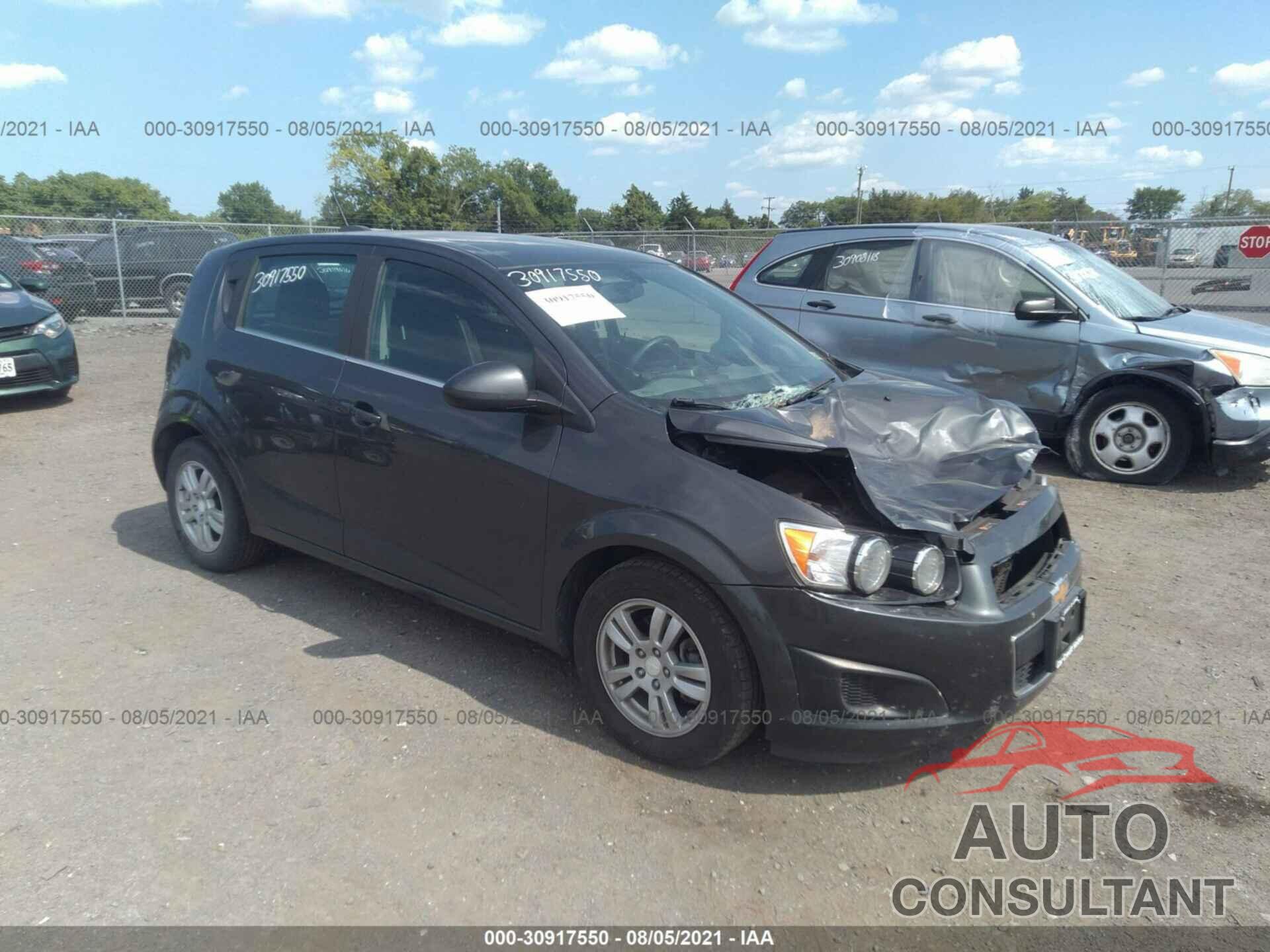 CHEVROLET SONIC 2016 - 1G1JC6SG0G4150078