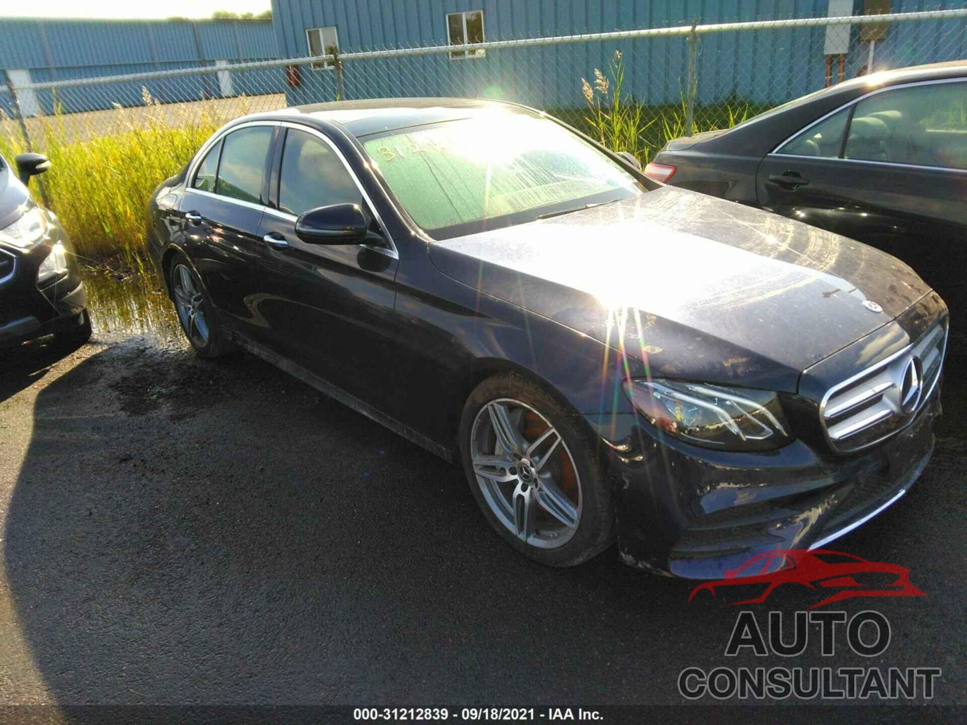MERCEDES-BENZ E-CLASS 2018 - WDDZF4KB7JA371380