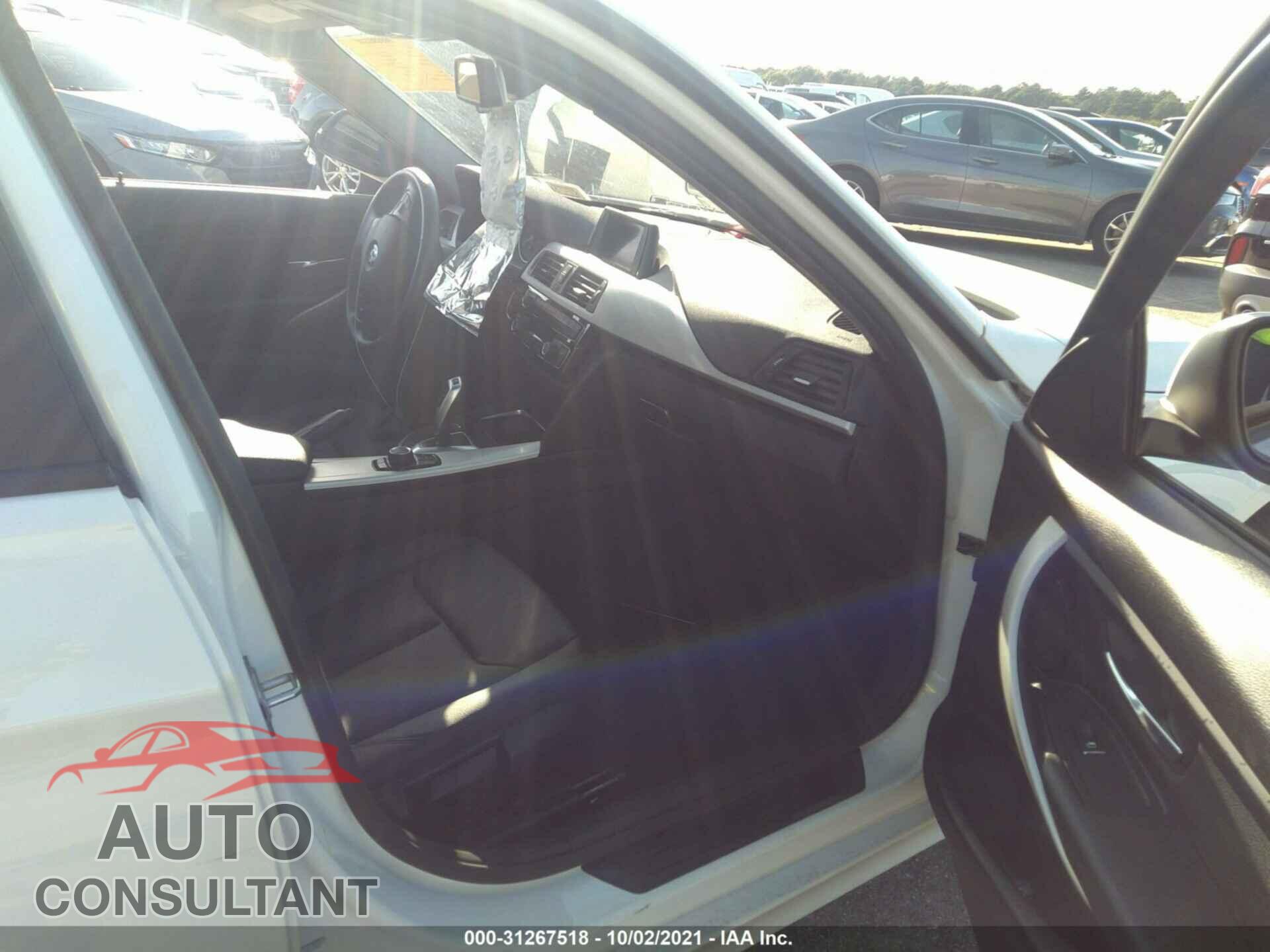 BMW 3 SERIES 2016 - WBA8E5G53GNU19912