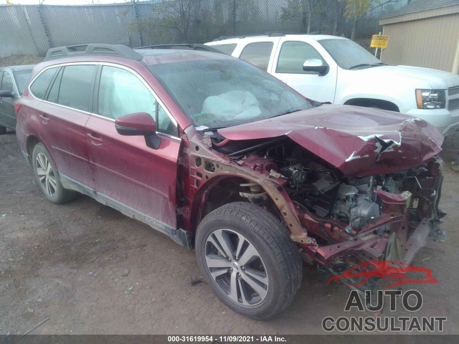 SUBARU OUTBACK 2018 - 4S4BSEKC2J3303039