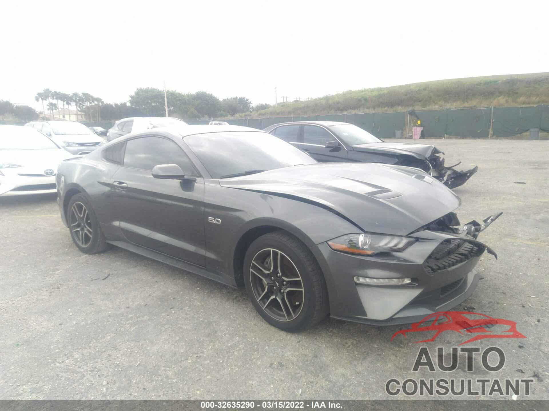 FORD MUSTANG 2018 - 1FA6P8CF5J5183085
