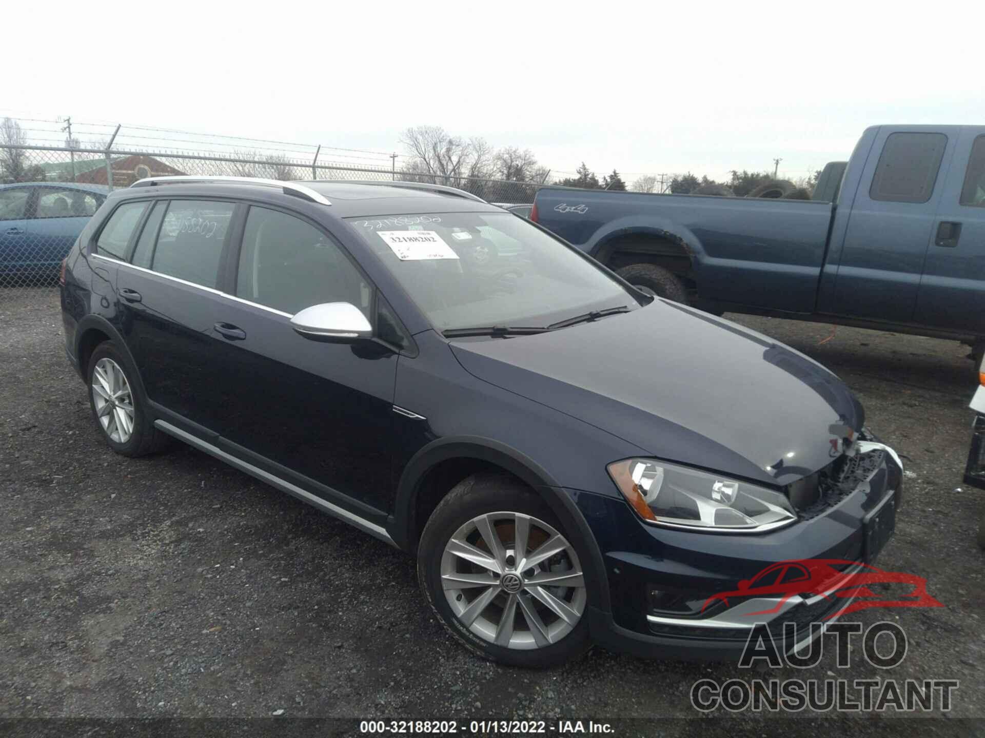 VOLKSWAGEN GOLF ALLTRACK 2017 - 3VWH17AU1HM513211