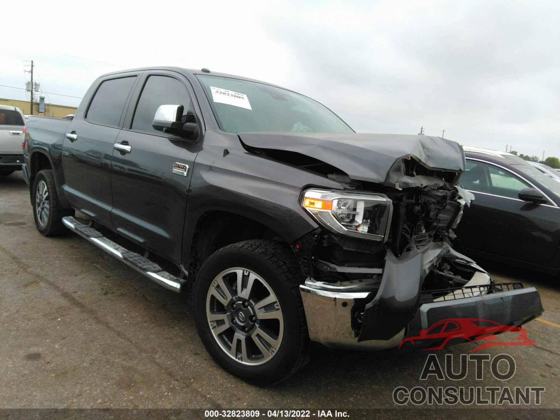 TOYOTA TUNDRA 4WD 2018 - 5TFAW5F13JX728145