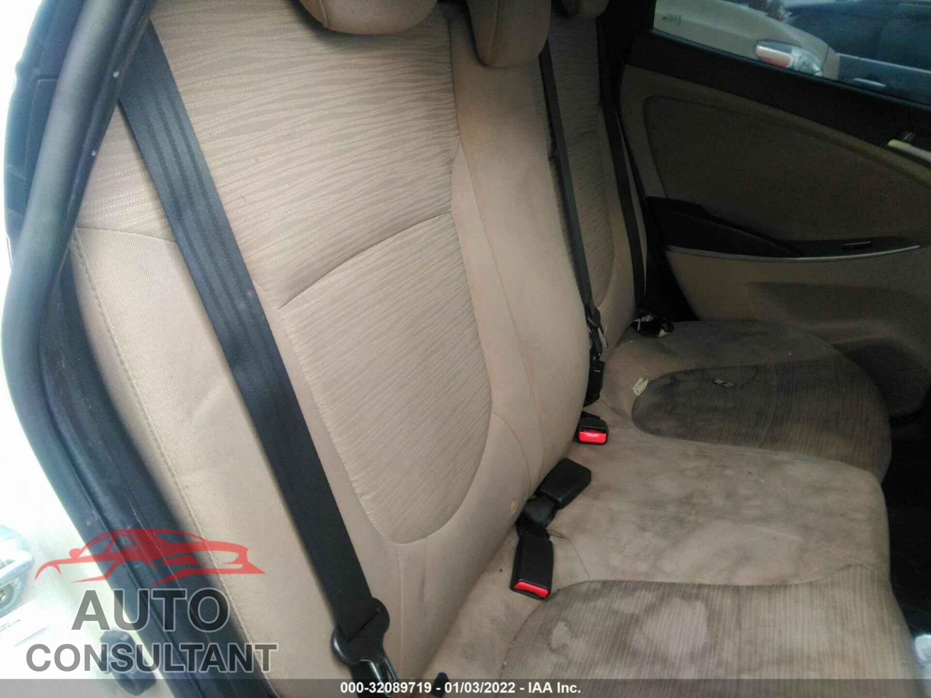 HYUNDAI ACCENT 2016 - KMHCT4AE6GU071935