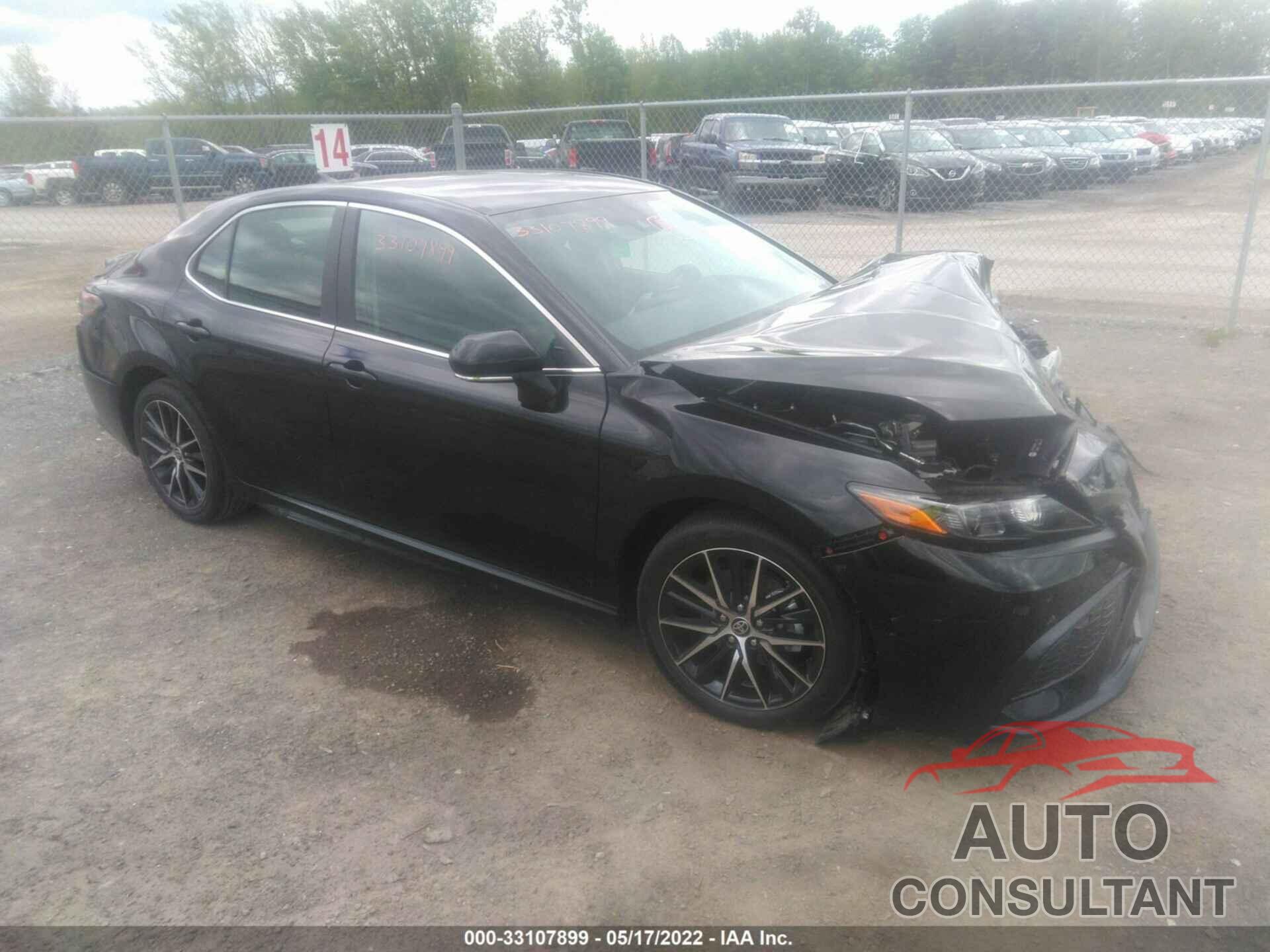 TOYOTA CAMRY 2022 - 4T1G11AK9NU686598