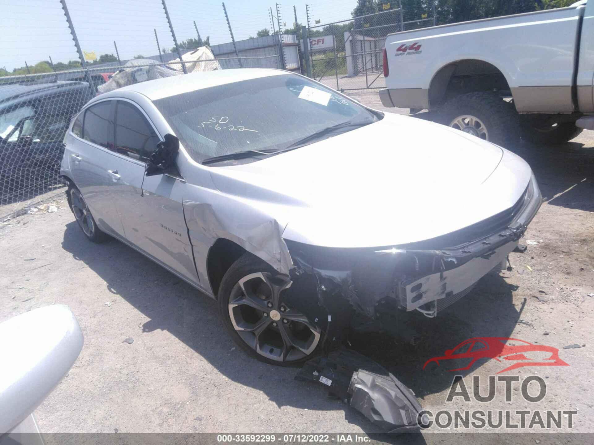 CHEVROLET MALIBU 2019 - 1G1ZG5ST5KF204812