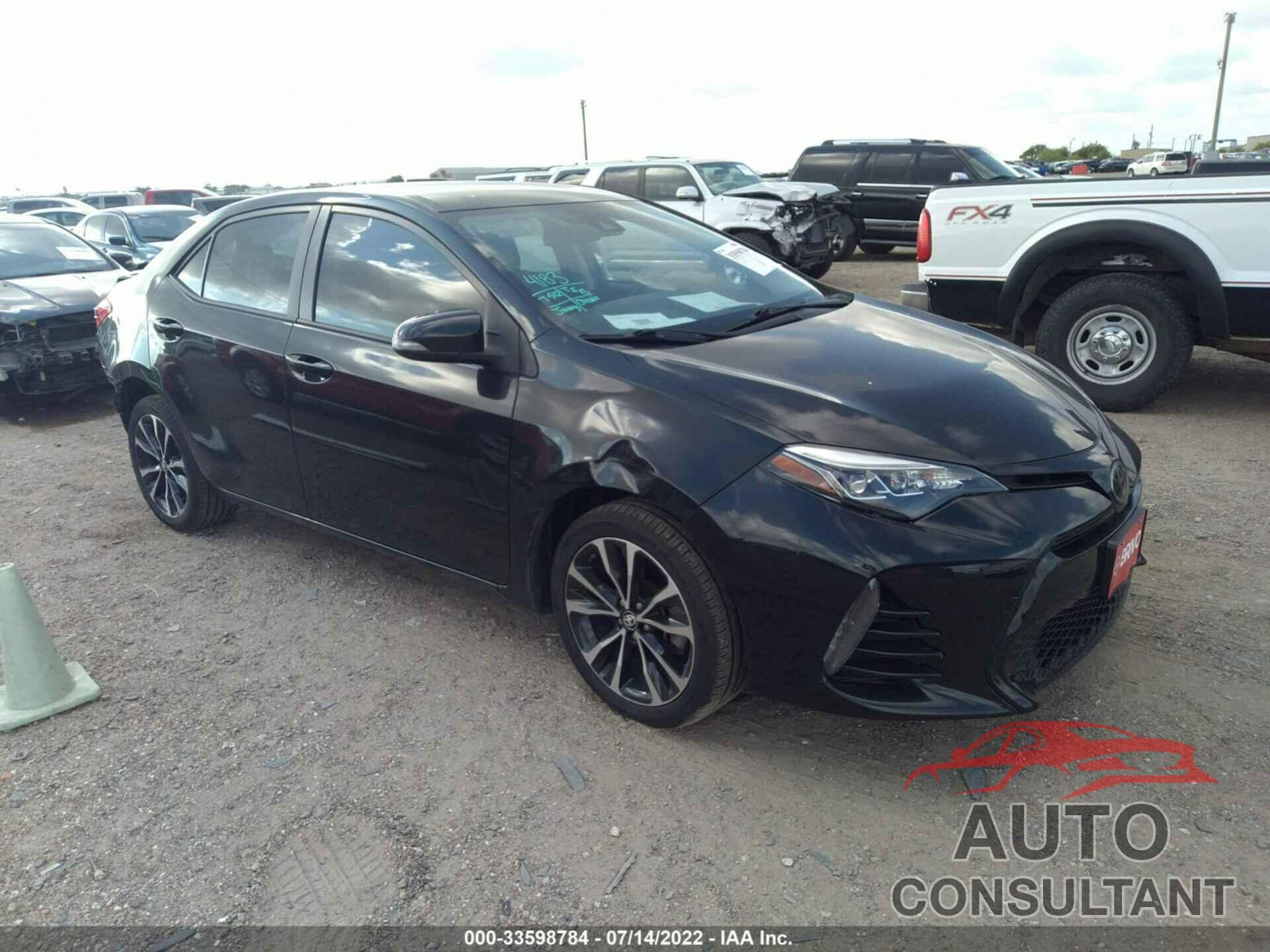 TOYOTA COROLLA 2018 - 5YFBURHEXJP812267