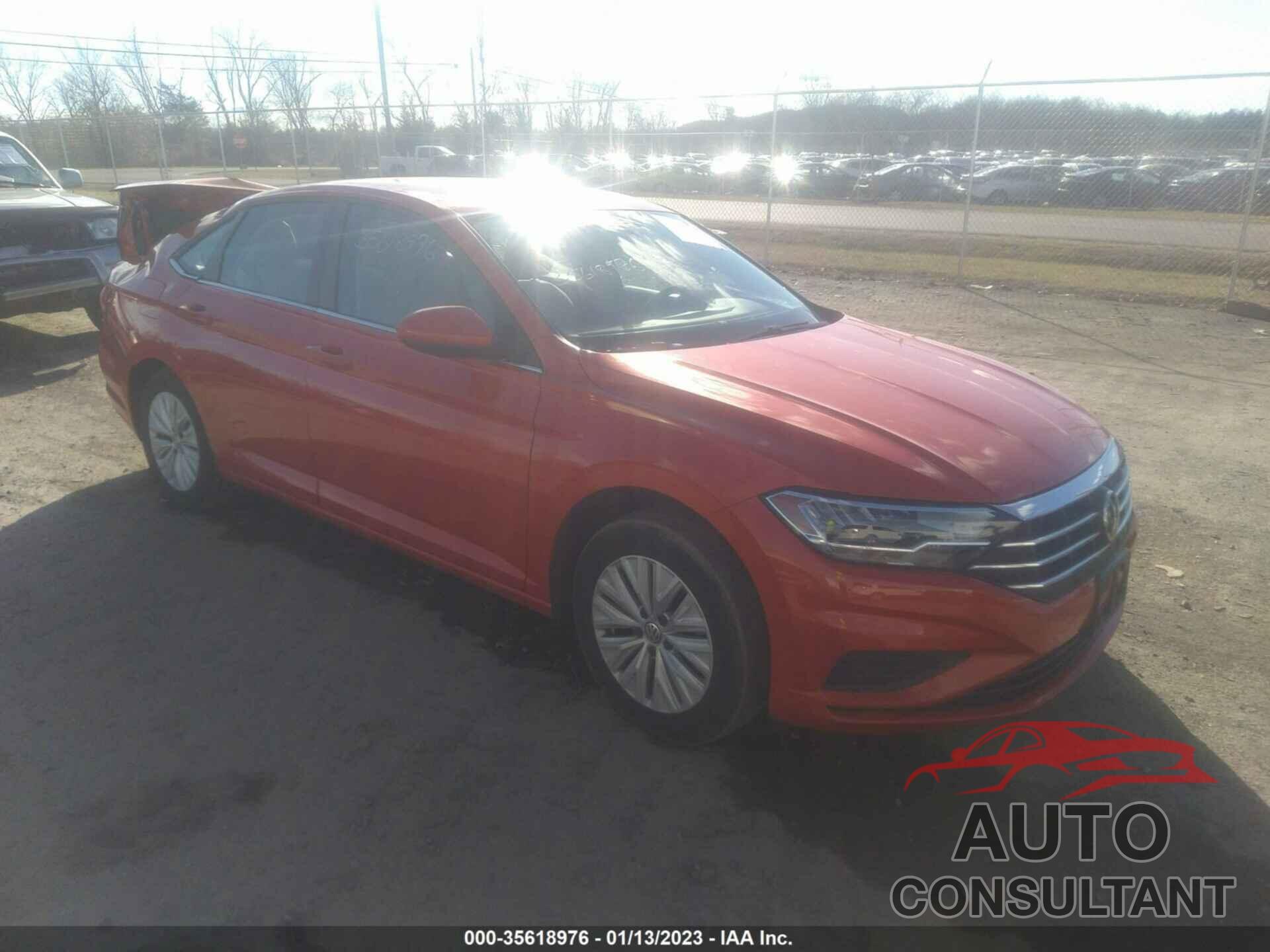 VOLKSWAGEN JETTA 2019 - 3VWC57BU9KM094058