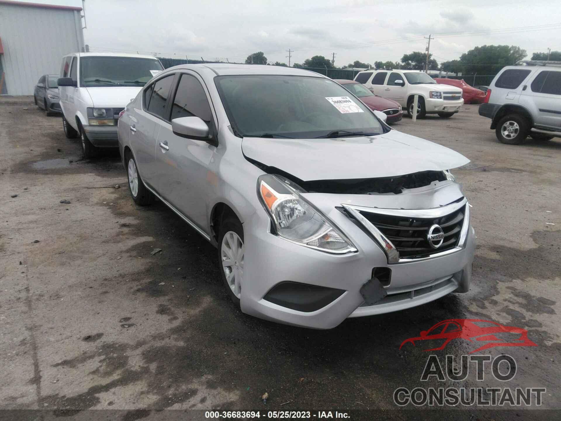 NISSAN VERSA 2019 - 3N1CN7AP6KL851750