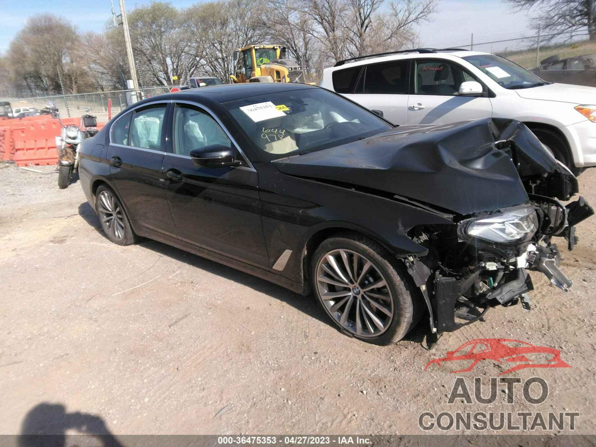 BMW 5 SERIES 2022 - WBA13BJ01NWX54516