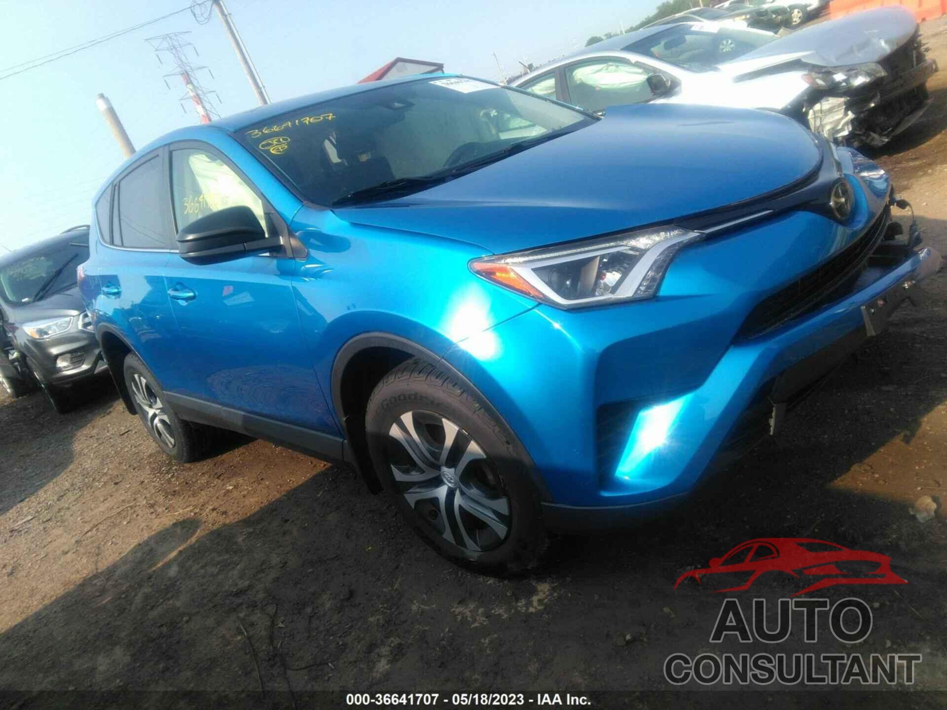 TOYOTA RAV4 2018 - JTMBFREVXJJ220757