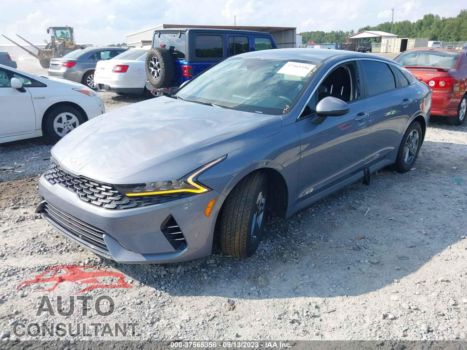 KIA K5 2022 - 5XXG14J29NG088409