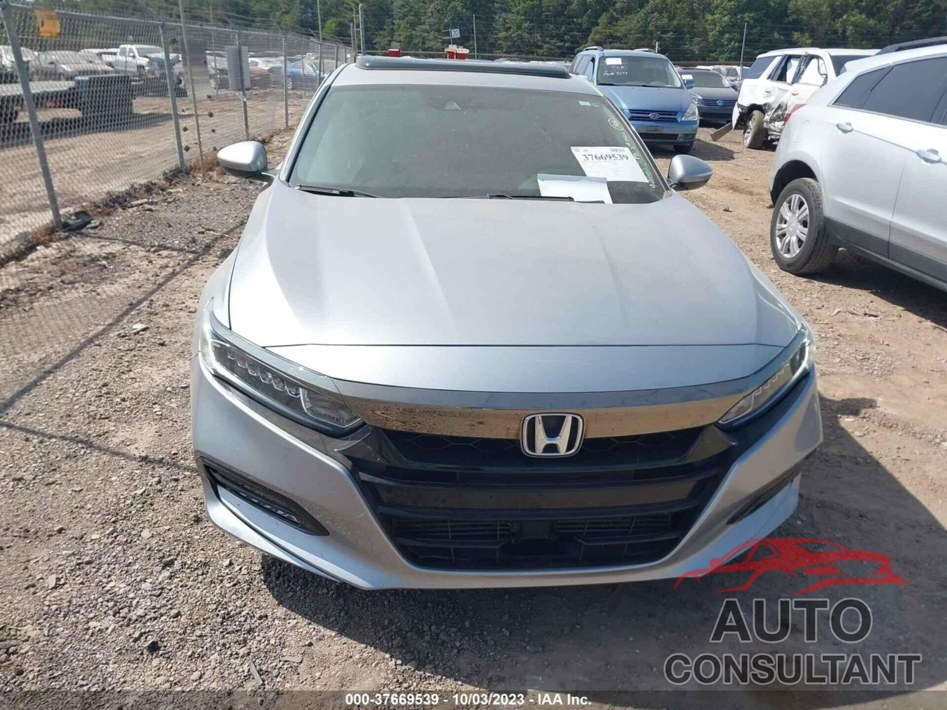 HONDA ACCORD 2018 - 1HGCV2F33JA033406