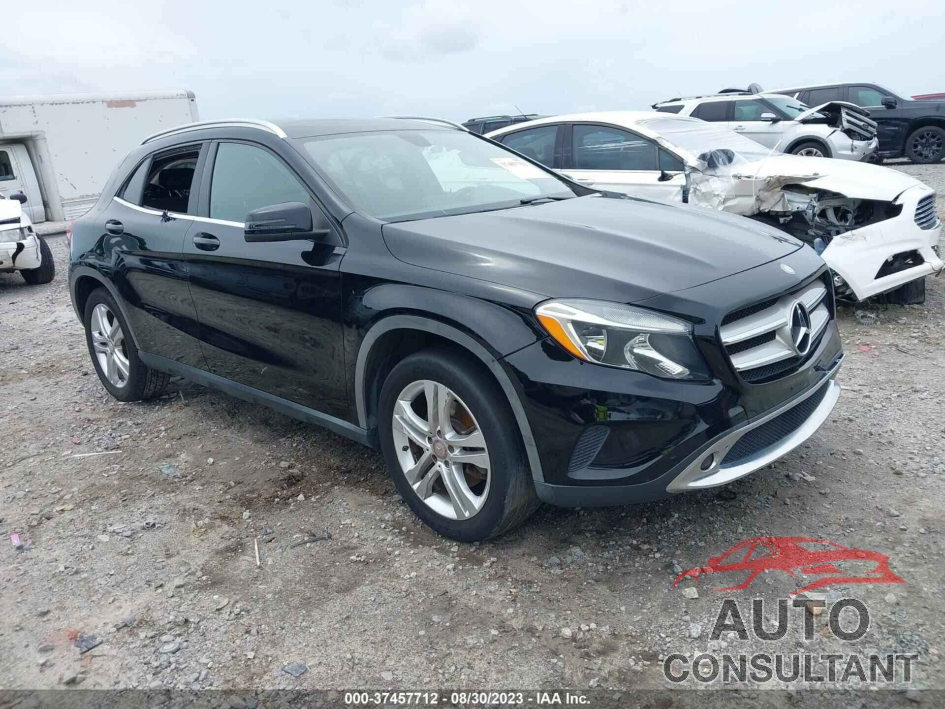 MERCEDES-BENZ GLA 250 2015 - WDCTG4GB1FJ069509