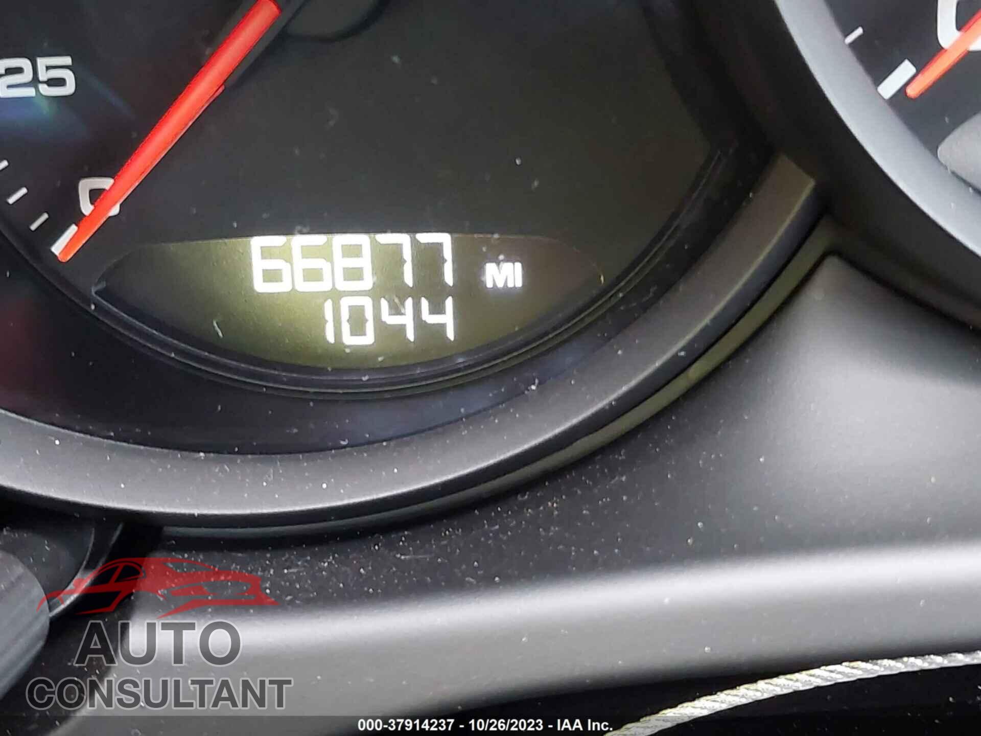 PORSCHE MACAN 2018 - WP1AA2A51JLB00114