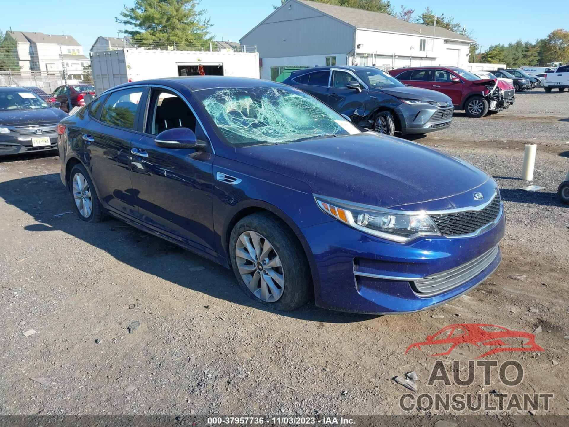 KIA OPTIMA 2018 - 5XXGT4L32JG272357