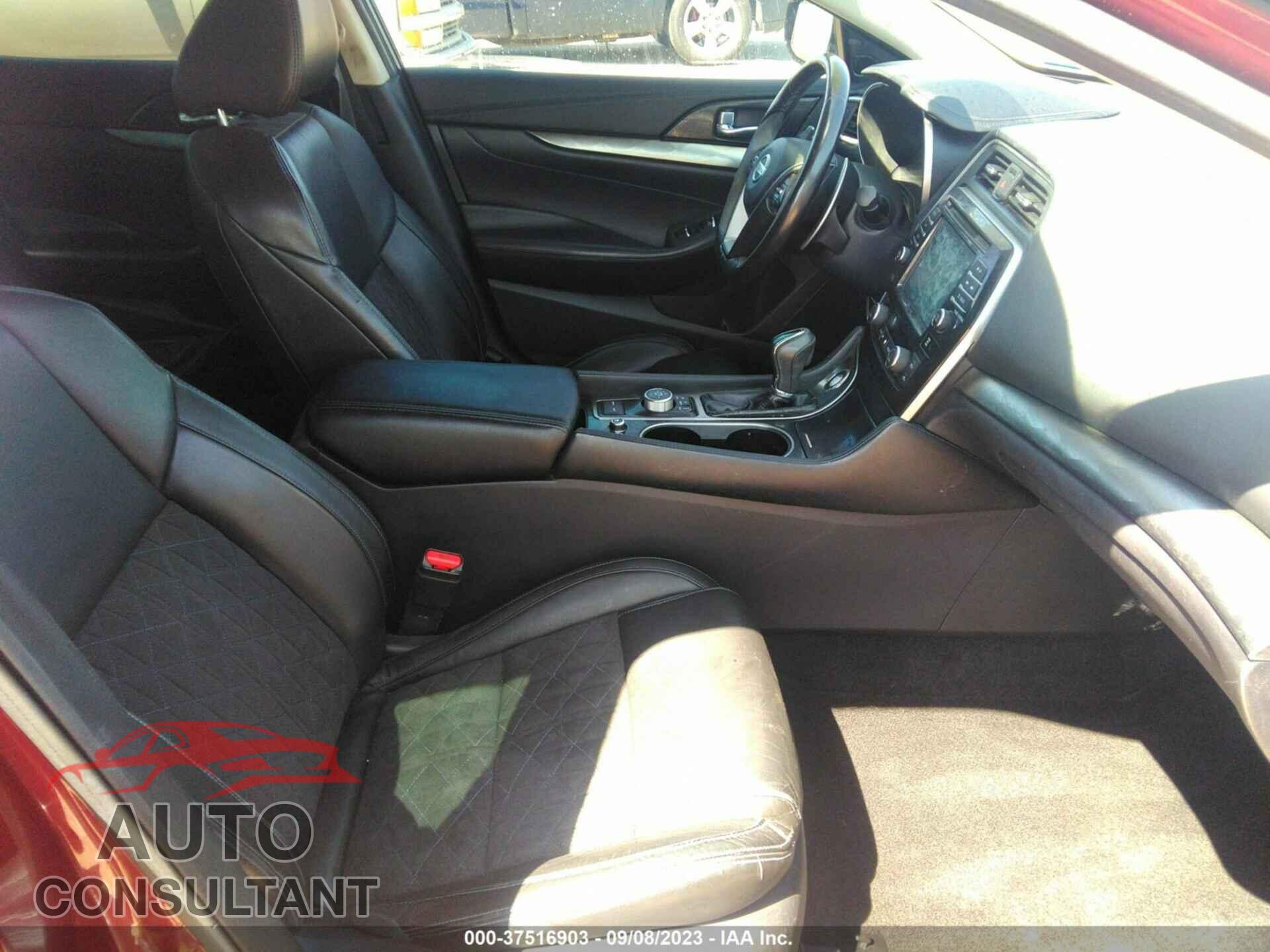 NISSAN MAXIMA 2017 - 1N4AA6AP1HC432998
