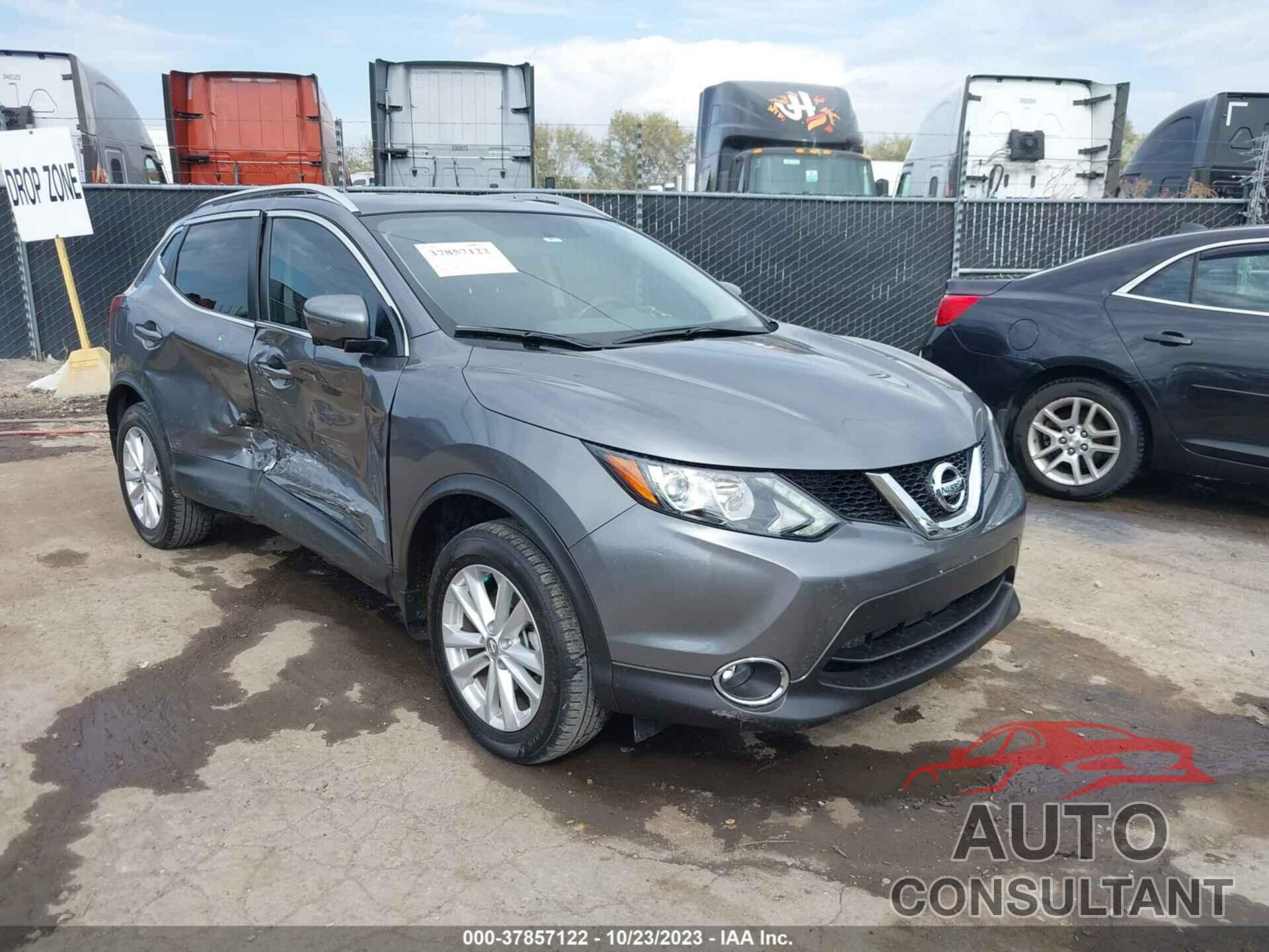 NISSAN ROGUE SPORT 2017 - JN1BJ1CR8HW134451