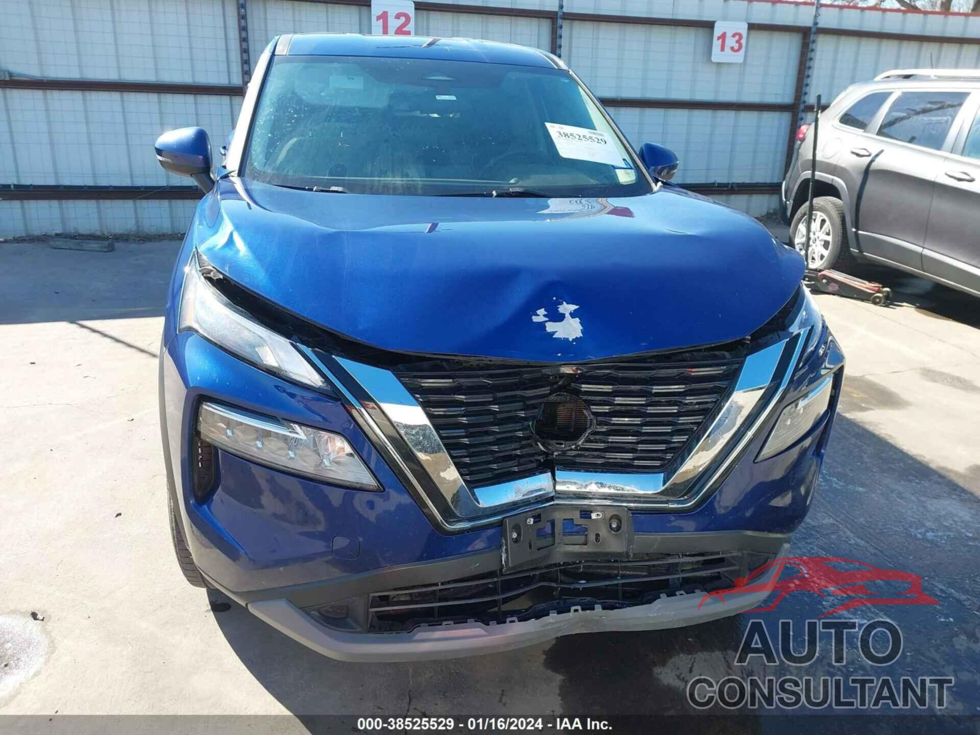 NISSAN ROGUE 2022 - 5N1BT3BA2NC696188