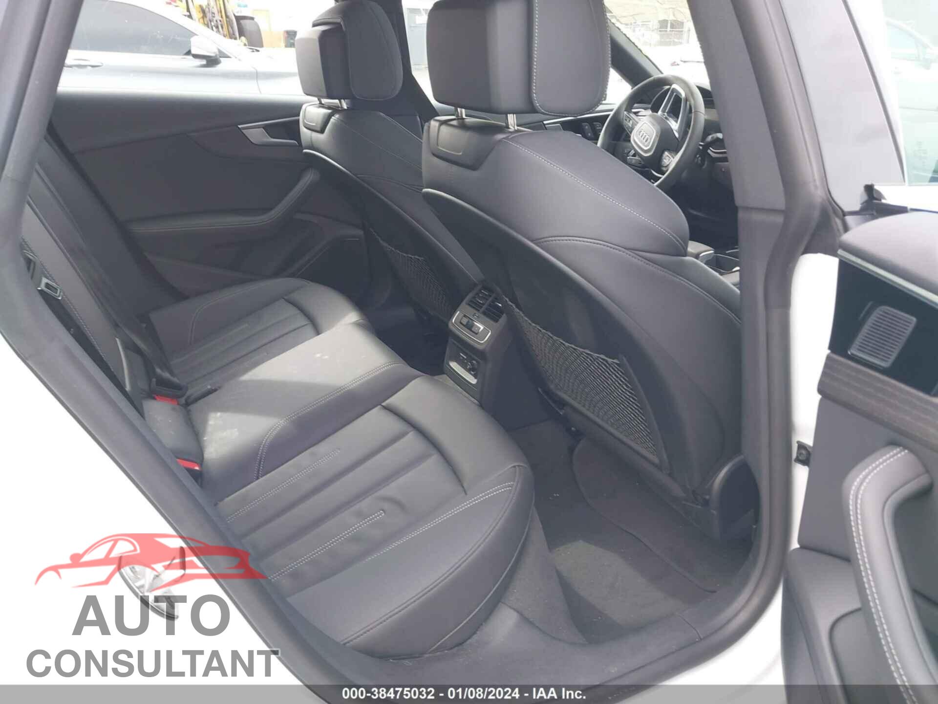 AUDI A5 2024 - WAUFACF55RA010104
