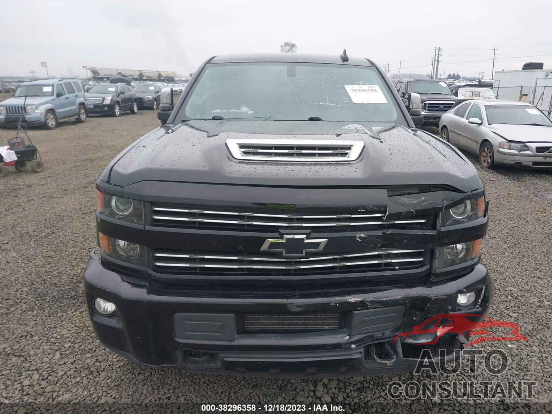 CHEVROLET SILVERADO 2500HD 2018 - 1GC1KVEY7JF221913