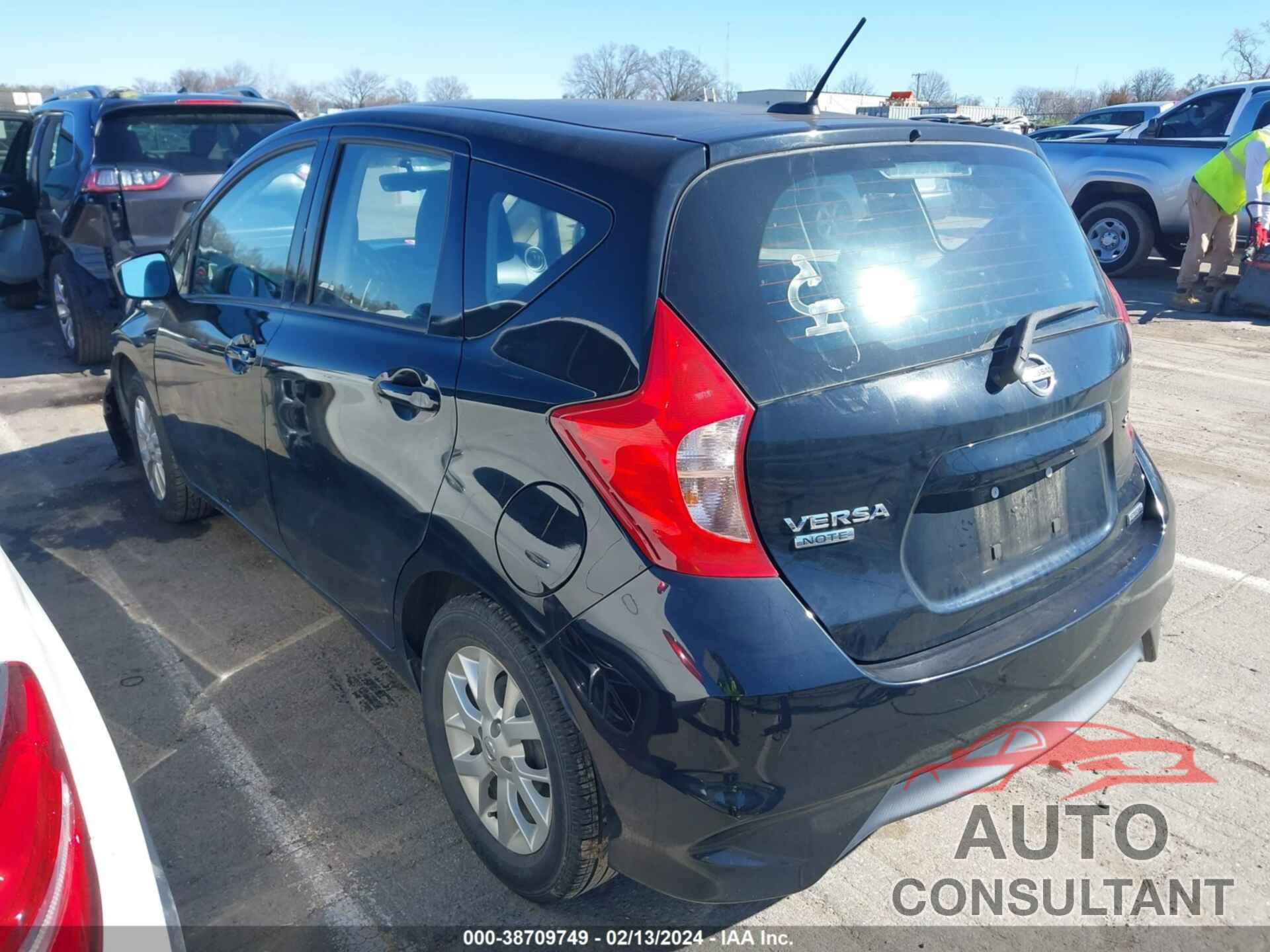 NISSAN VERSA NOTE 2018 - 3N1CE2CP5JL359838