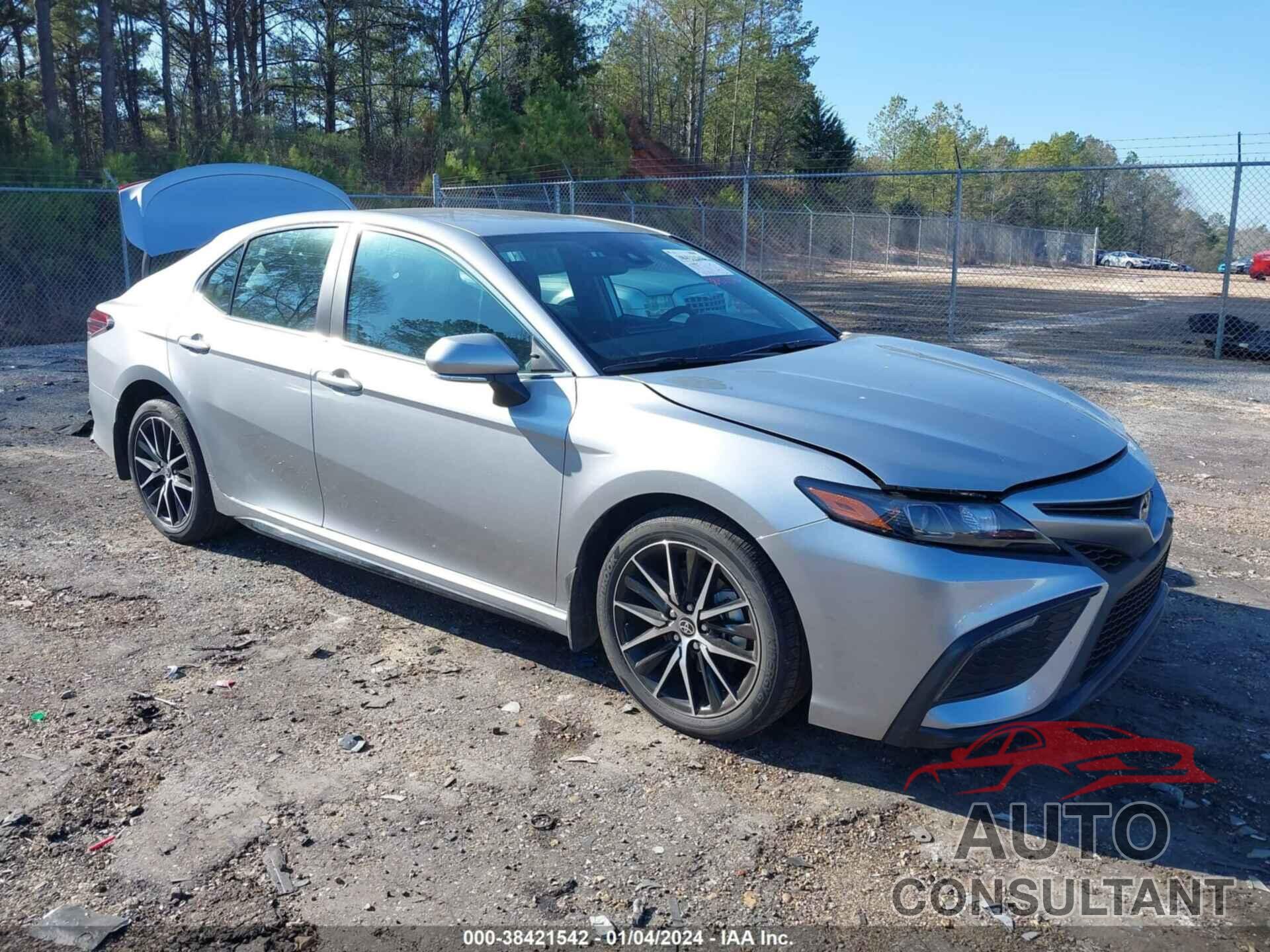 TOYOTA CAMRY 2024 - 4T1G11AK5RU858079